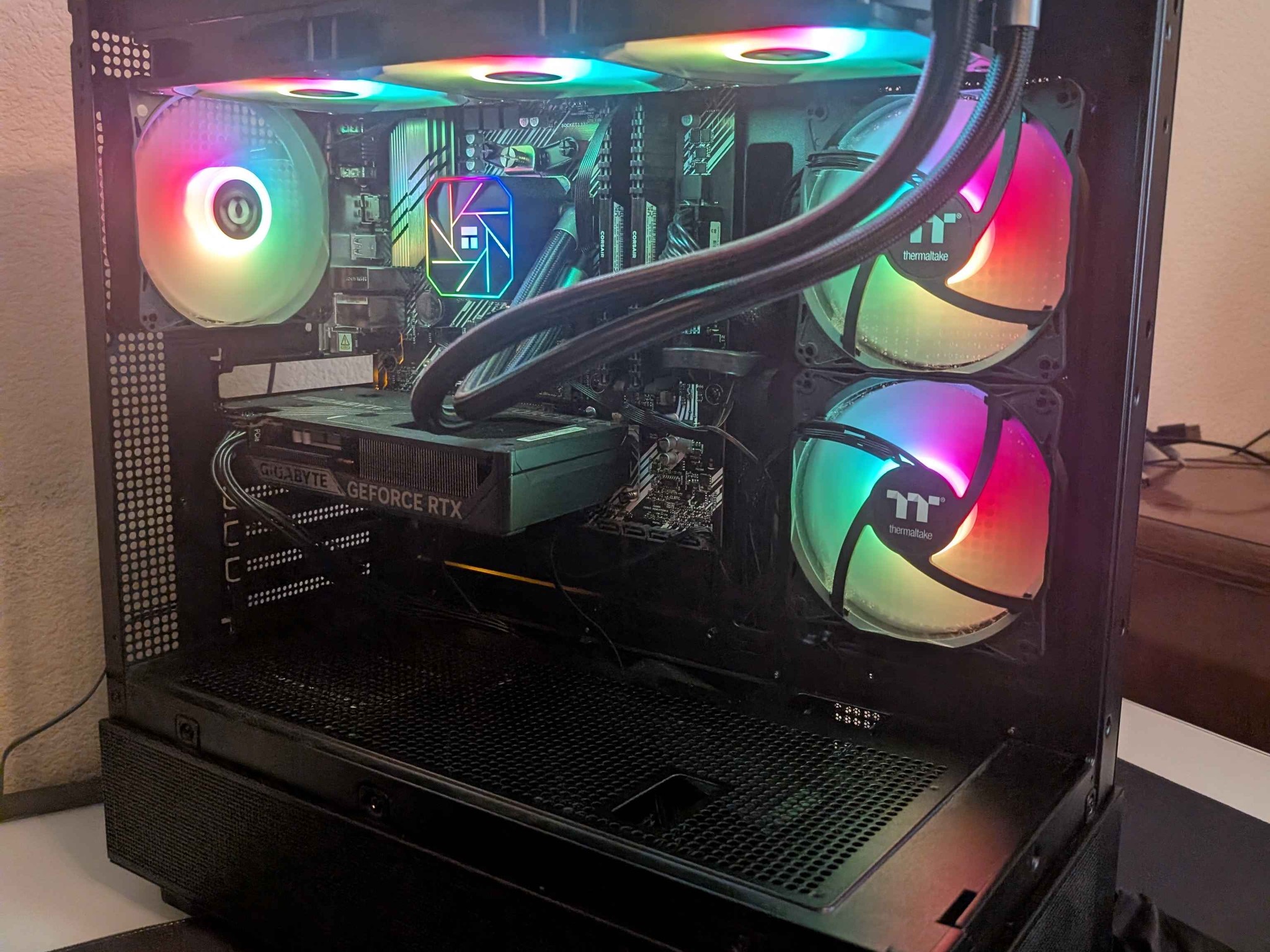 RTX 5060 | AMD 5700x | 32GB DDR4 | 1200GB NVME | Custom Black PC