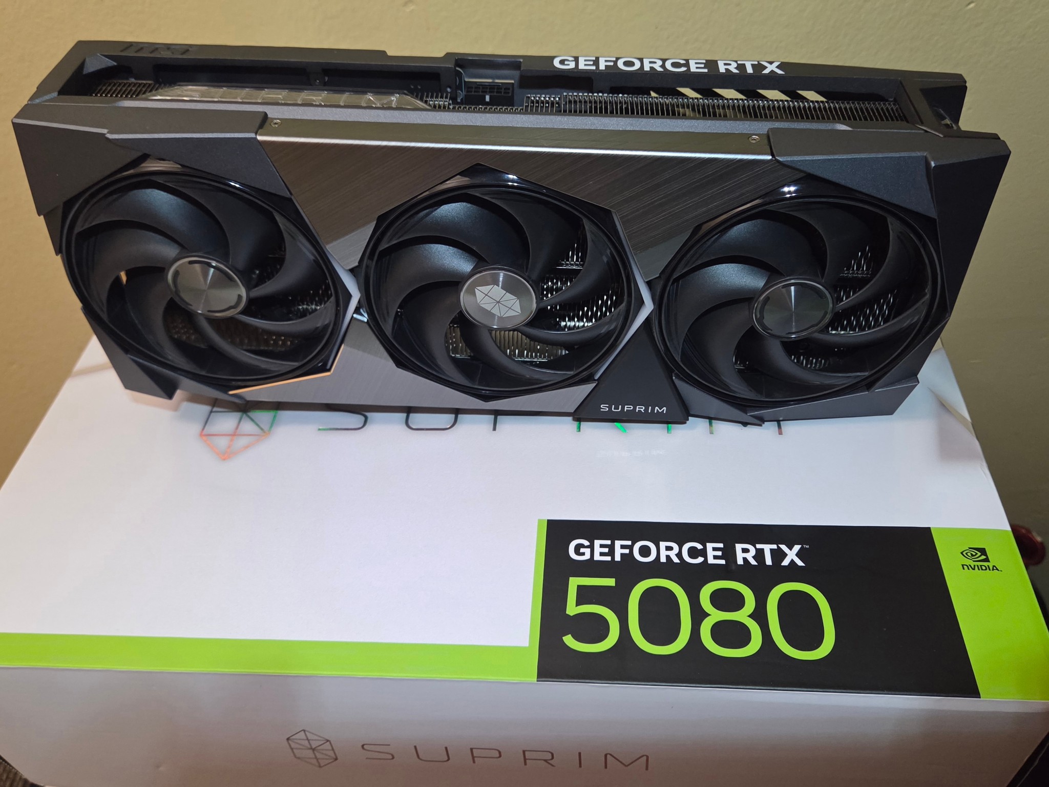MSI GeForce RTX 5080 16G SUPRIM SOC