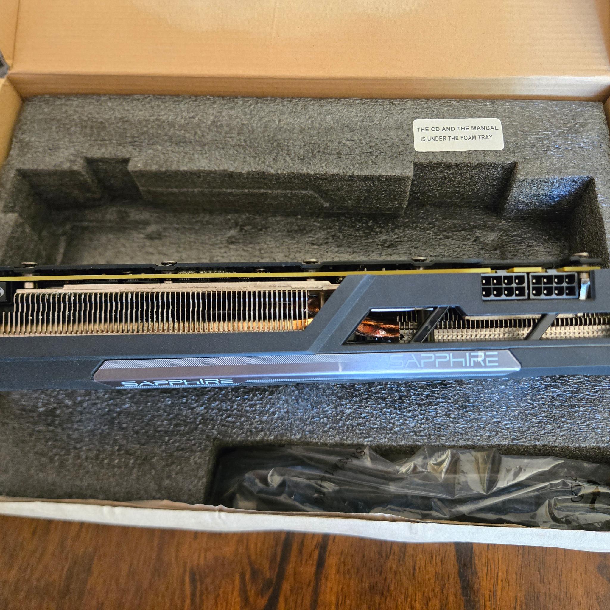 Sapphire NITRO Radeon R9 390 8GB – Open Box / Appears Unused