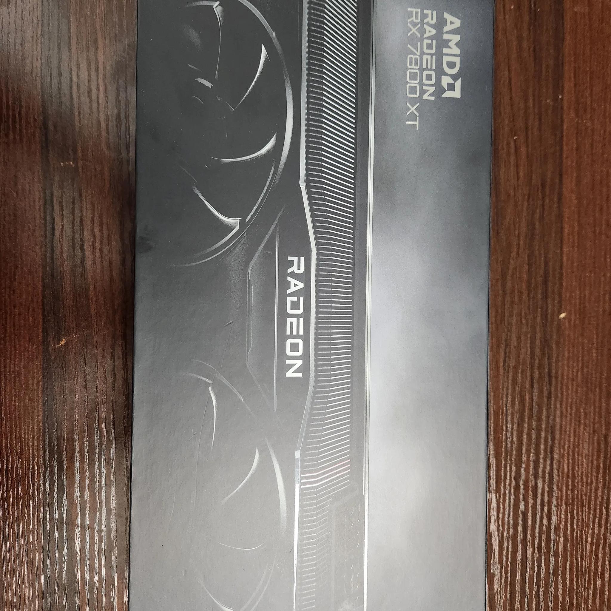 Like New/Open Box: AMD RX 7800XT - 16 GB GDDR6