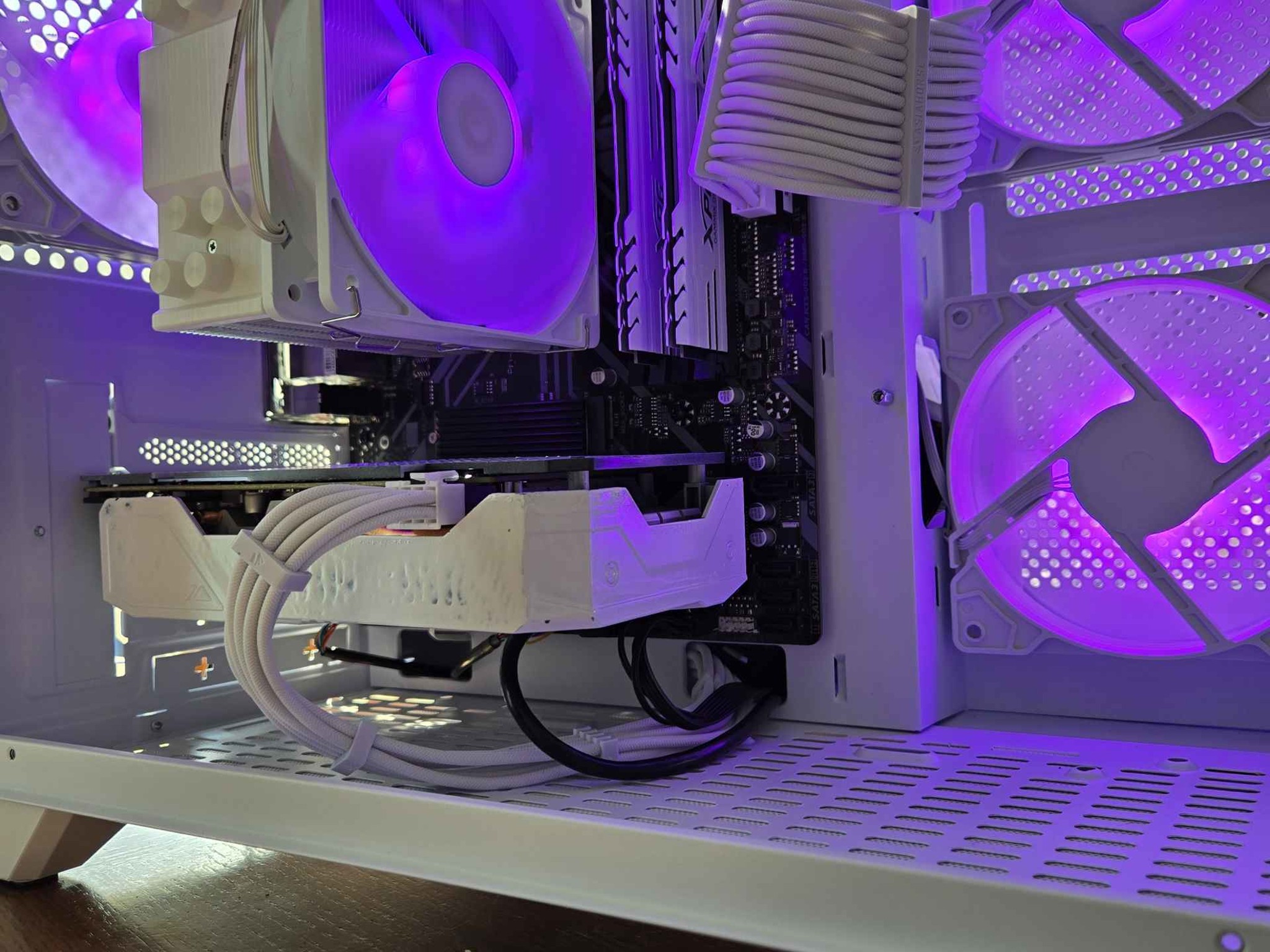 🧊GLACIER🧊 BUDGET ALL WHITE 1080P MONSTER (NVIDIA GPU)