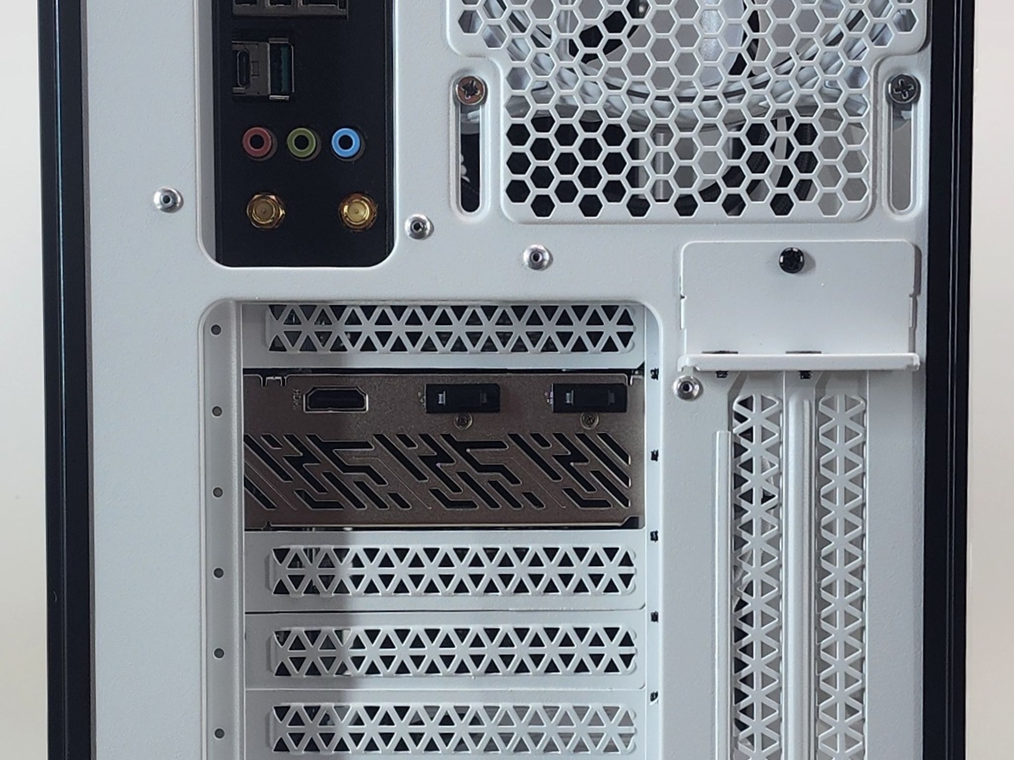 Gaming PC i9-13900KF 16GB RAM 1TB SSD RX 9060 8GB Windows 11 Computer