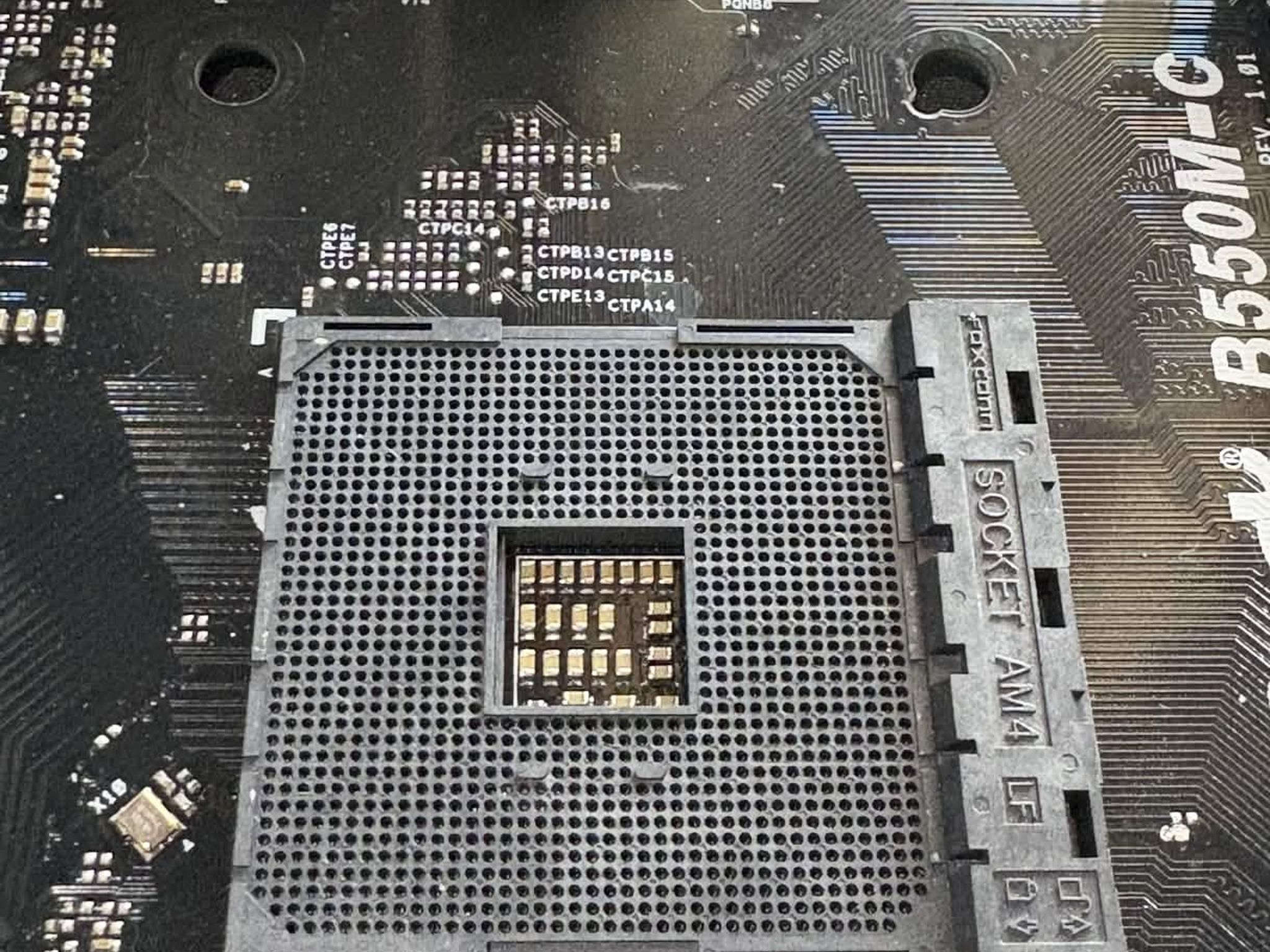 ASRock B550M-C AM4 Micro-ATX Motherboard
