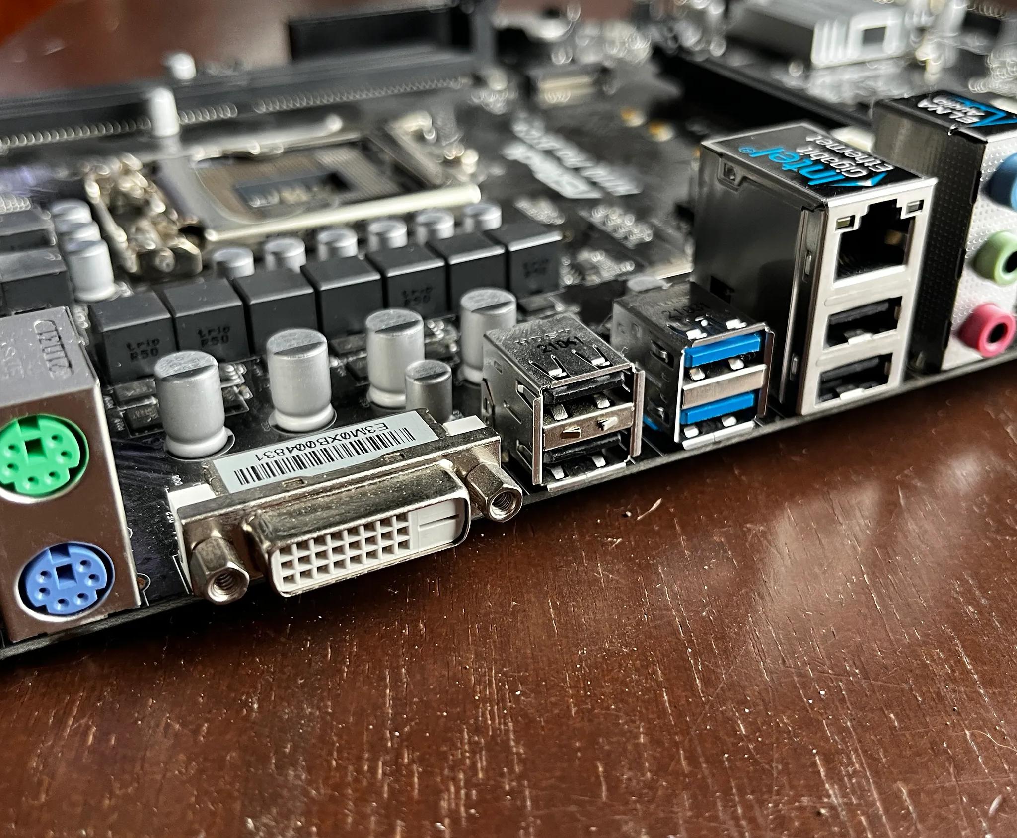 ASRock H110 Pro BTC+ Socket 1151 Intel Mining Motherboard (13 GPU PCIE Slot)
