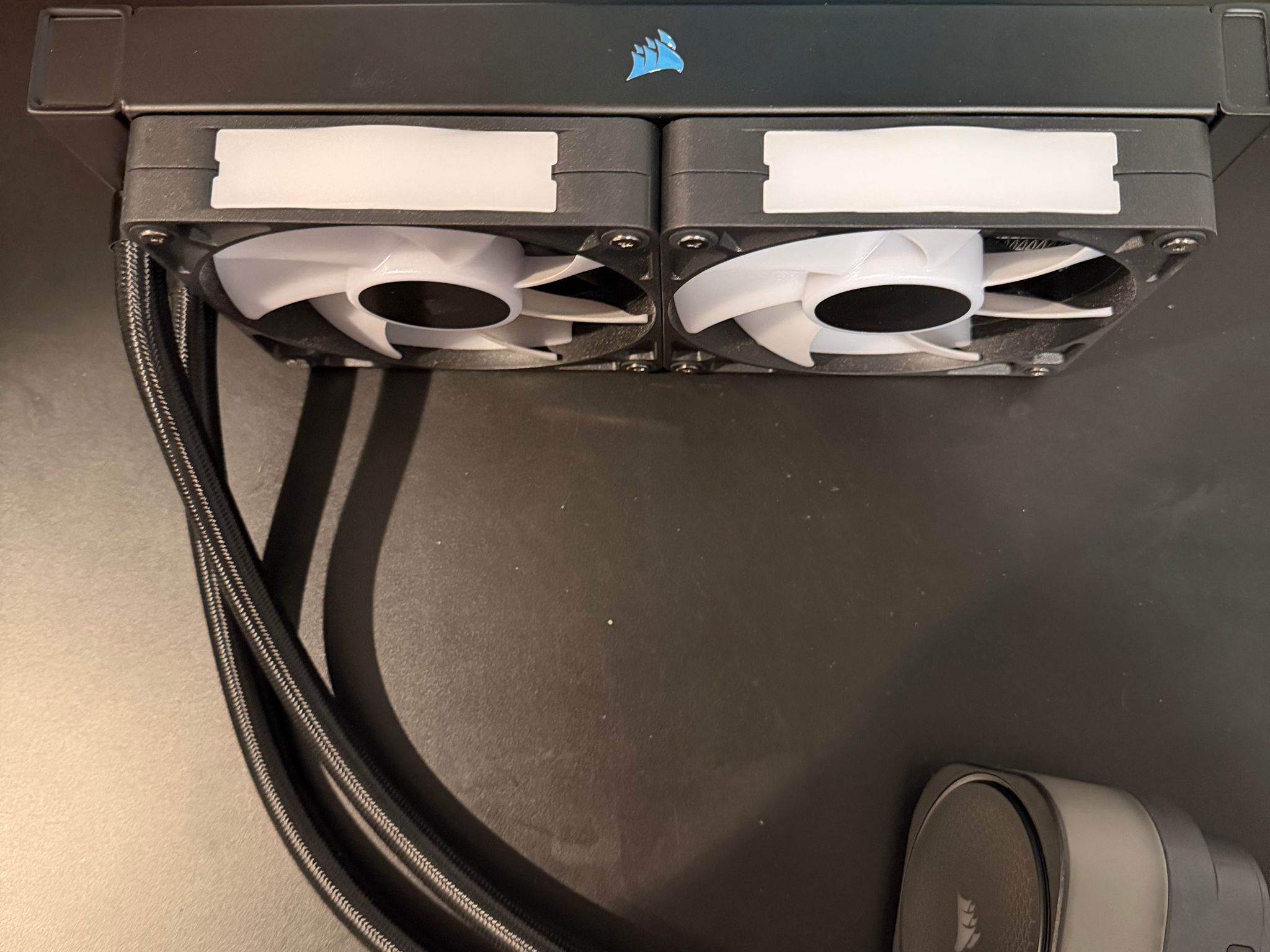 iCUE LINK TITAN 240 RX RGB AIO Liquid CPU Cooler