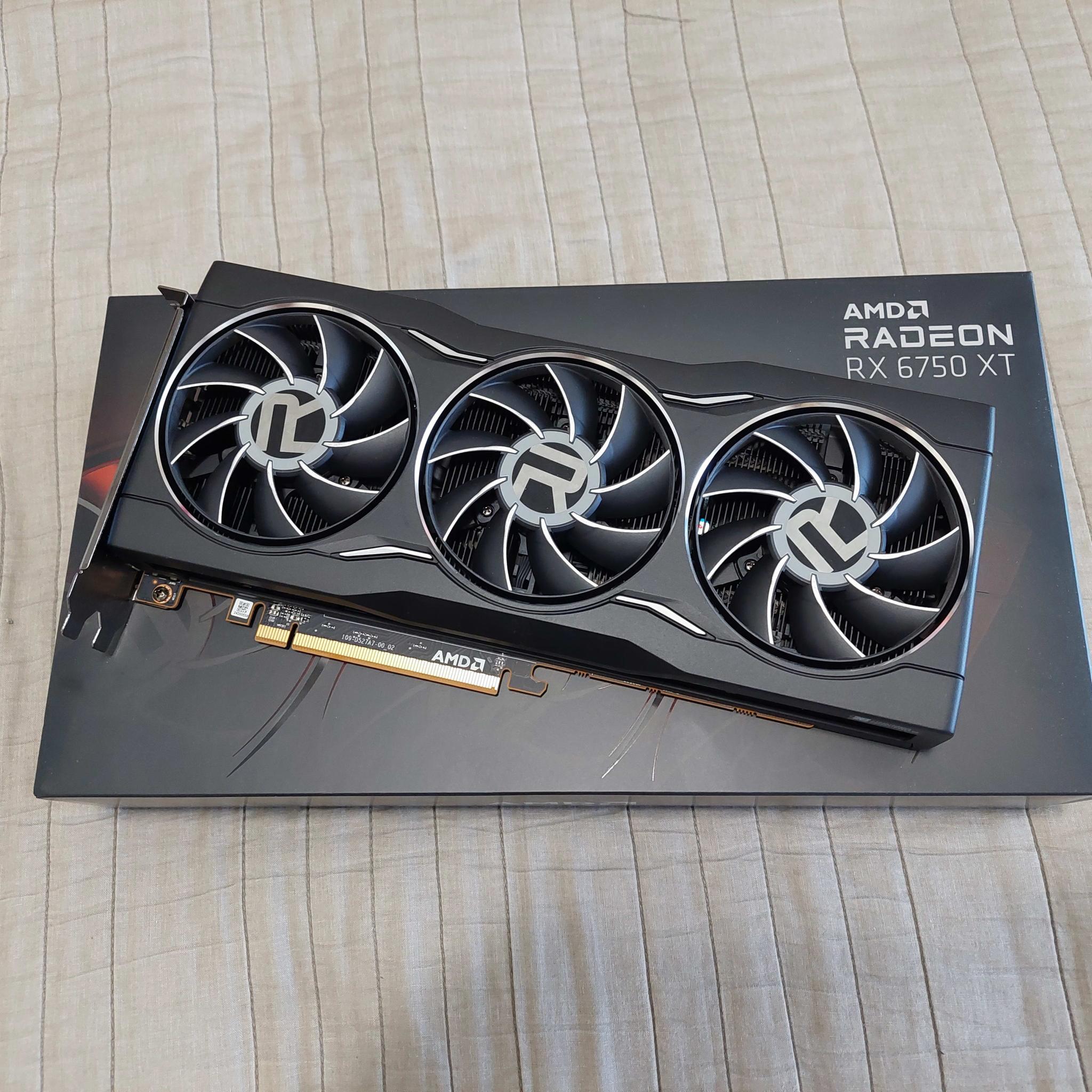 AMD Radeon RX 6750 XT Reference 