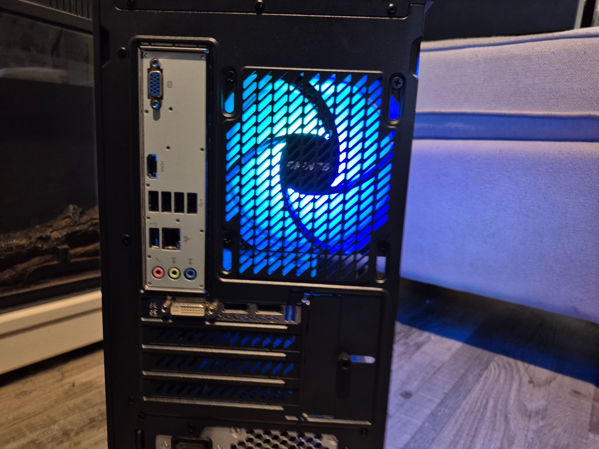 Win11 Starter PC | Fortnite/Roblox Gaming PC | i5-7400, Quadro K2200 4GB, 512GB SSD