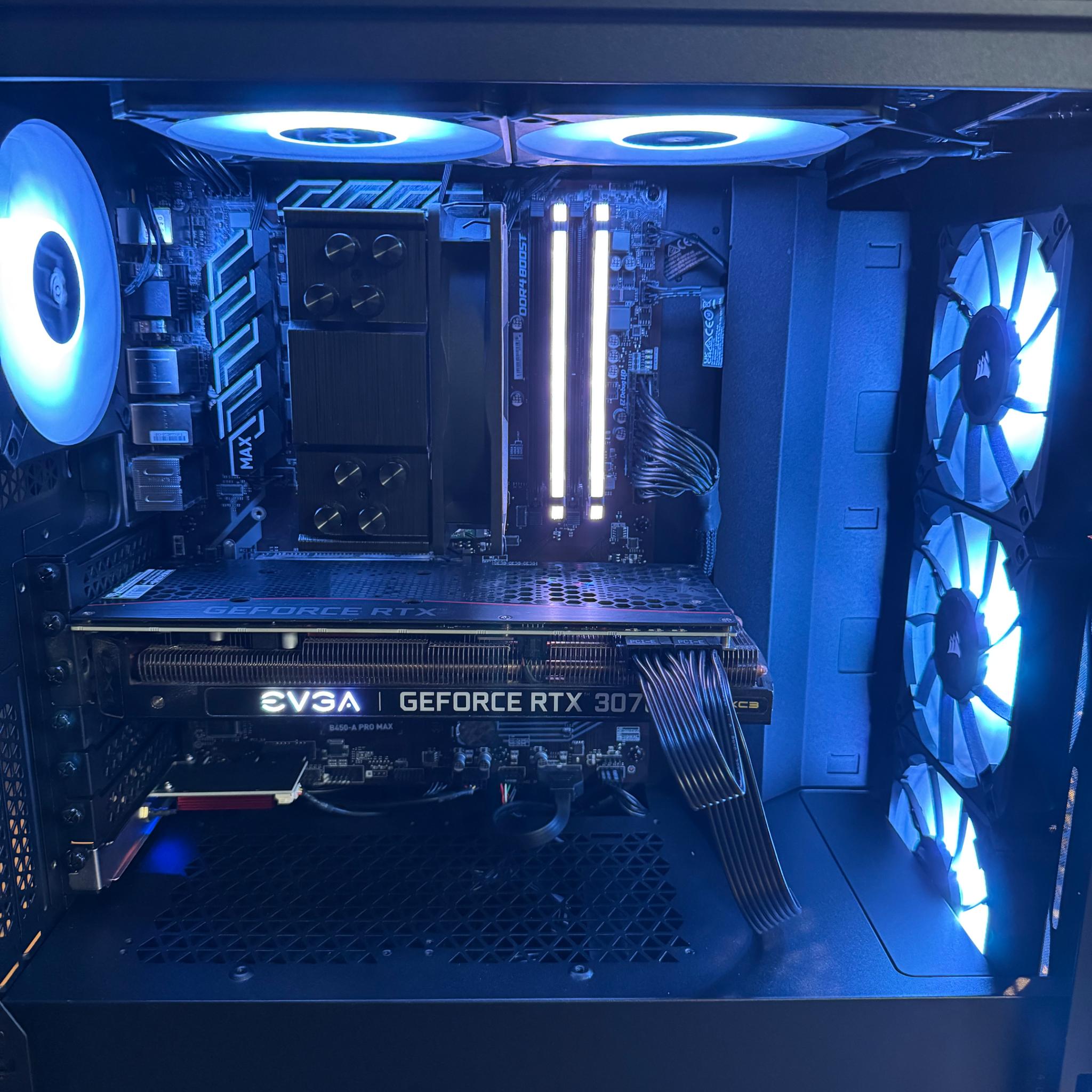 Corsair Gaming PC RTX 3070 with 2 tb nvme