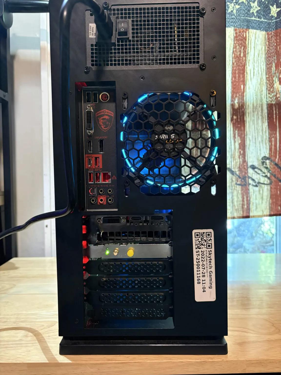 Black Cat Customs Shadowclaw - Ryzen 7 1700 / RX 560 / 16GB RAM / 256GB SSD + 1TB HDD