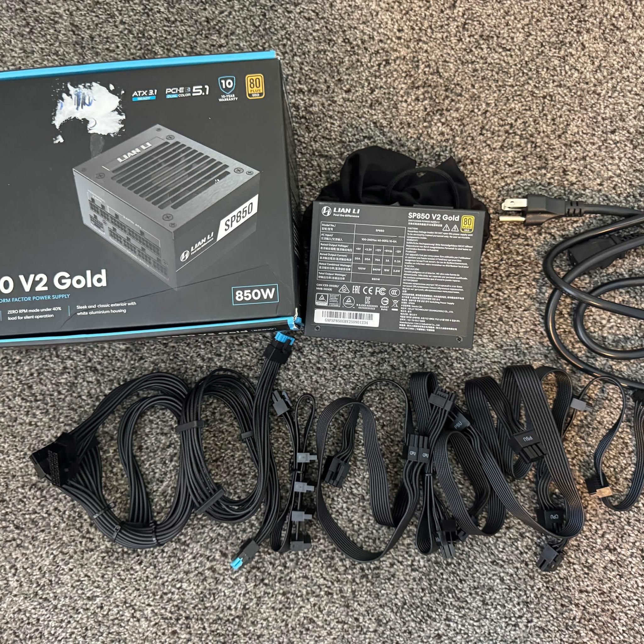 Lian Li SP V2 Gold - 850W SFX Form Factor Power Supply