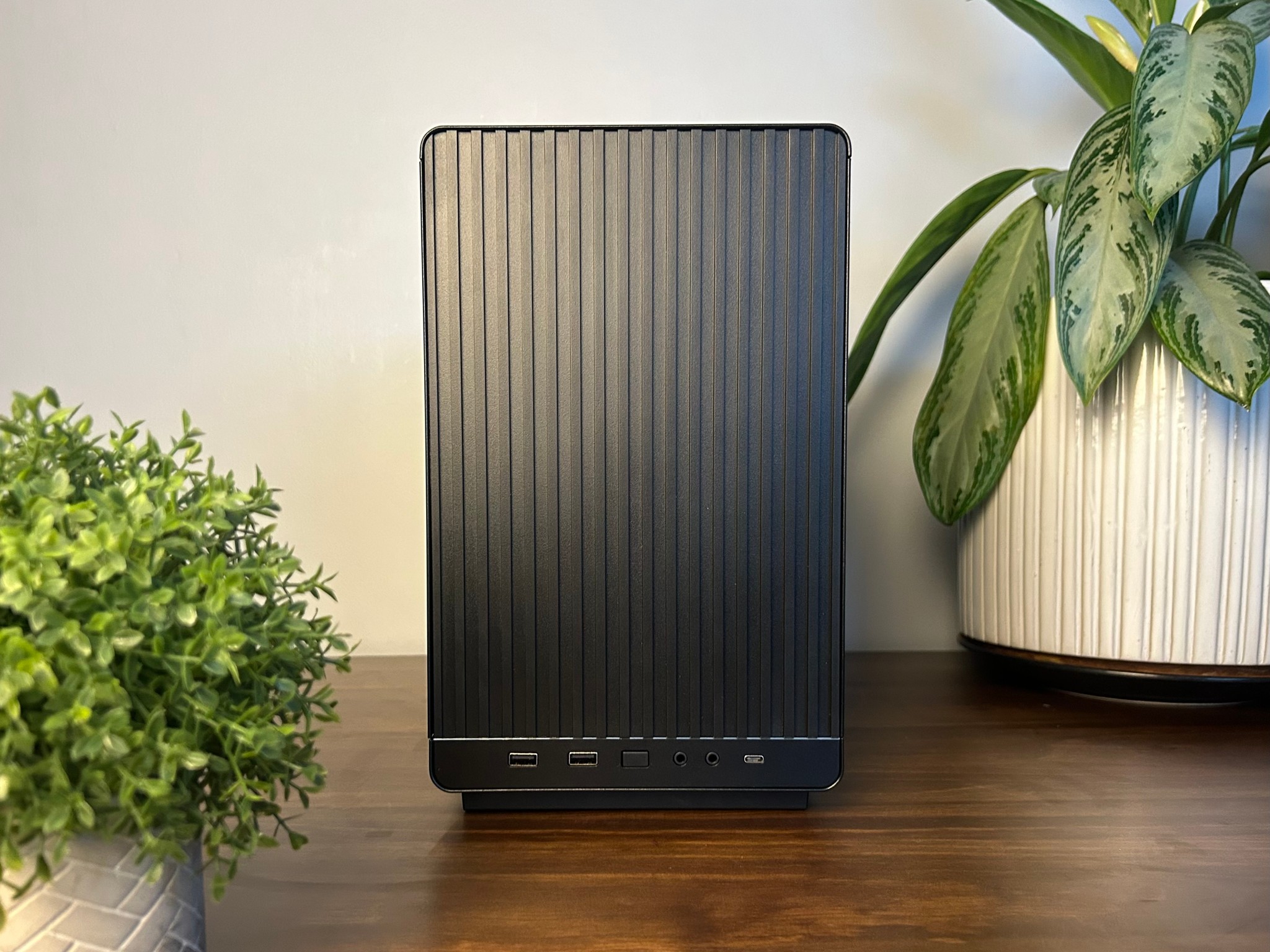 🎬⚫️A3 STEALTH EDITION RTX 4060 | Ryzen 5 5500 4.2GHz | 1TB Samsung SSD | WiFi | Windows 11 Pro⚫️🎬