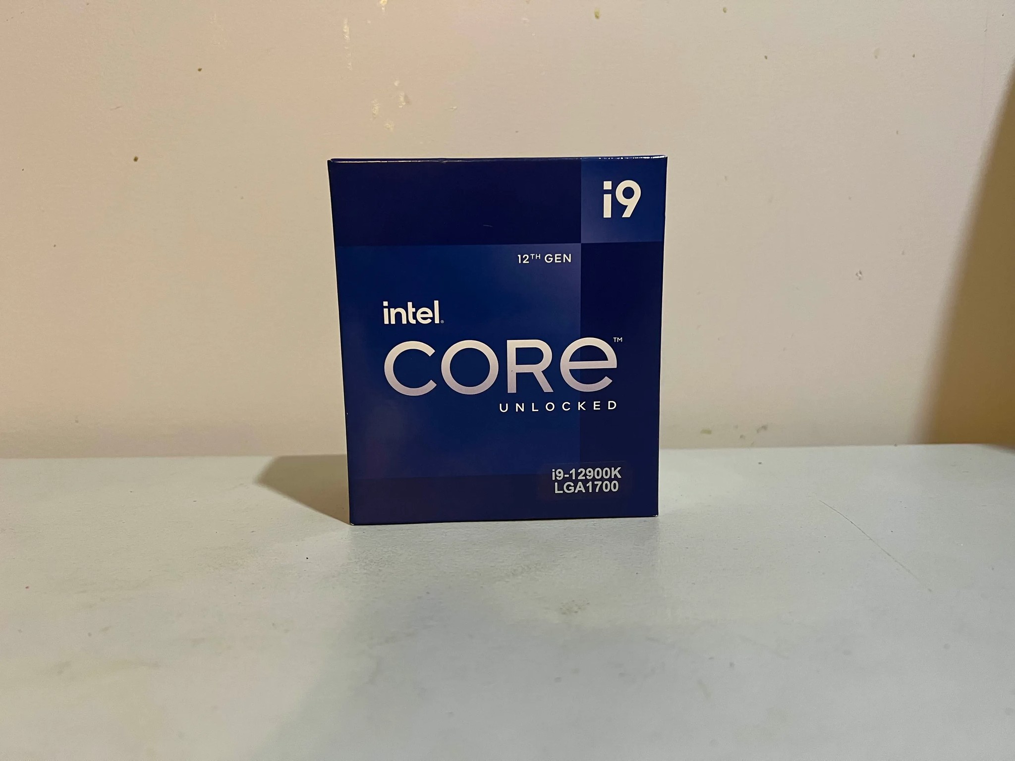 Intel Core i9-12900K Gaming Desktop Processor with Integrated Graphics and 16 (8P+8E) Cores