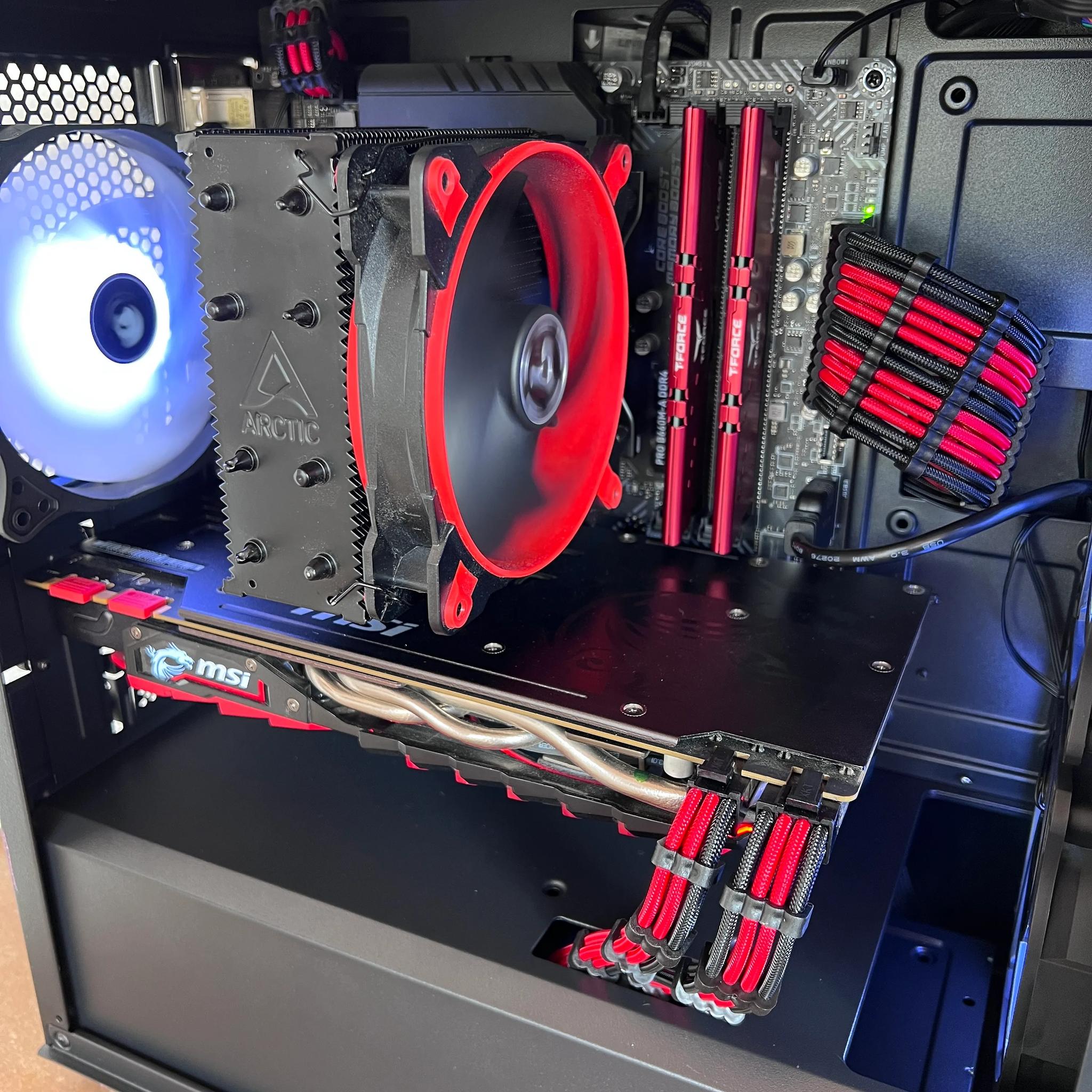 🟥⬛ Black & Red Budget Build | i3-12100F | GTX 1070 ⬛🟥