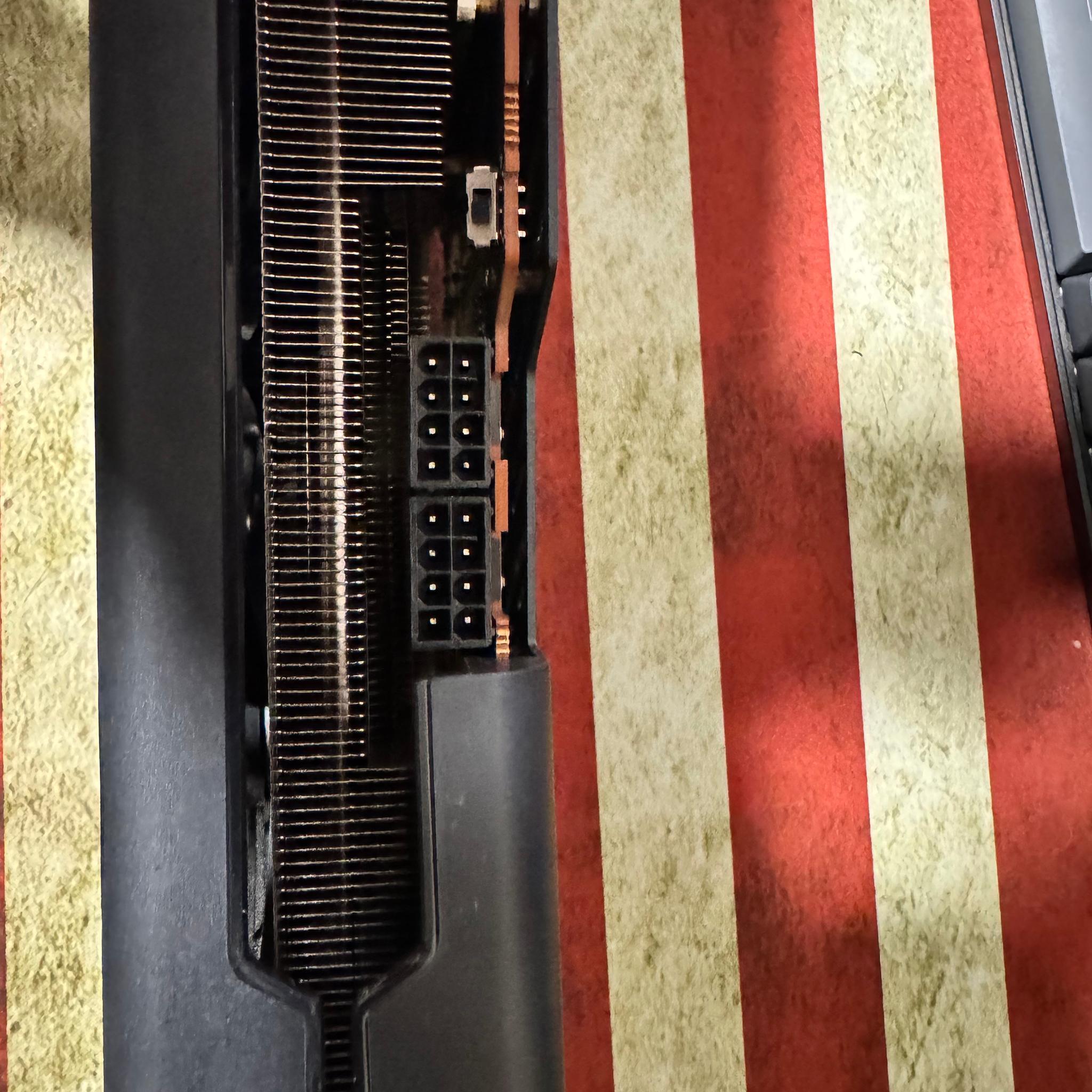 XFX 6900XT SWFT319