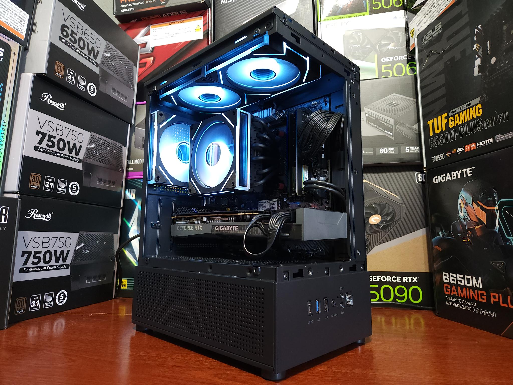 RTX 3070 | Ryzen 7 3700X | 32GB DDR4 RAM 3200 MTs | 1 TB NVME SSD | 650W BRONZE | WIFI & BT