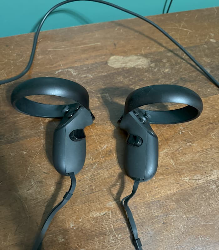 Oculus Rift S Headset and Controllers