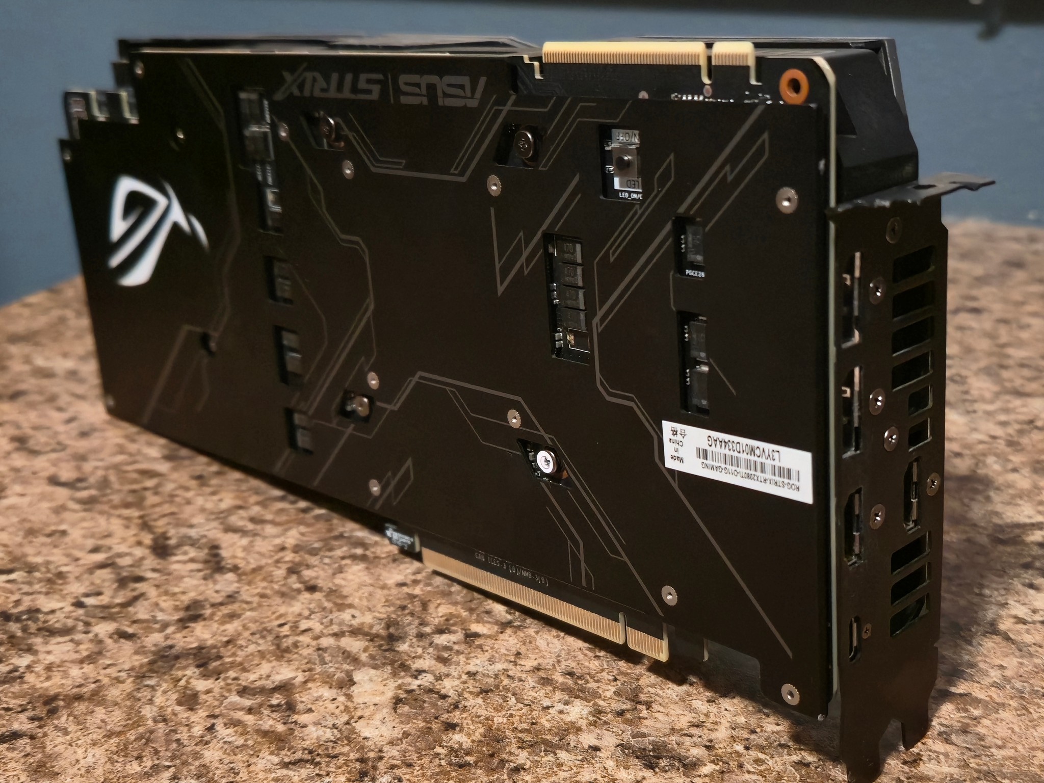 Asus ROG STRIX RTX 2080 Ti