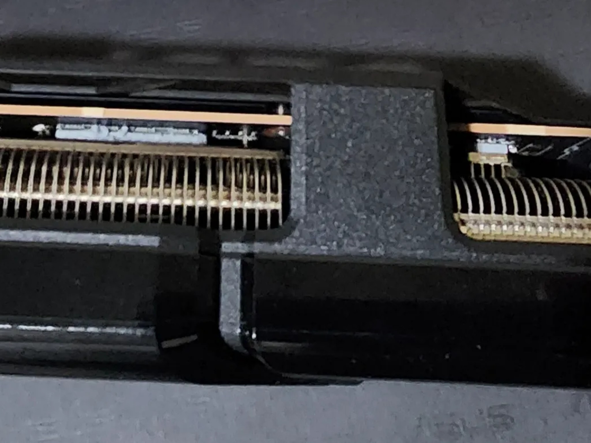 ASUS Dual Radeon™ RX 7800 XT OC Edition 16GB