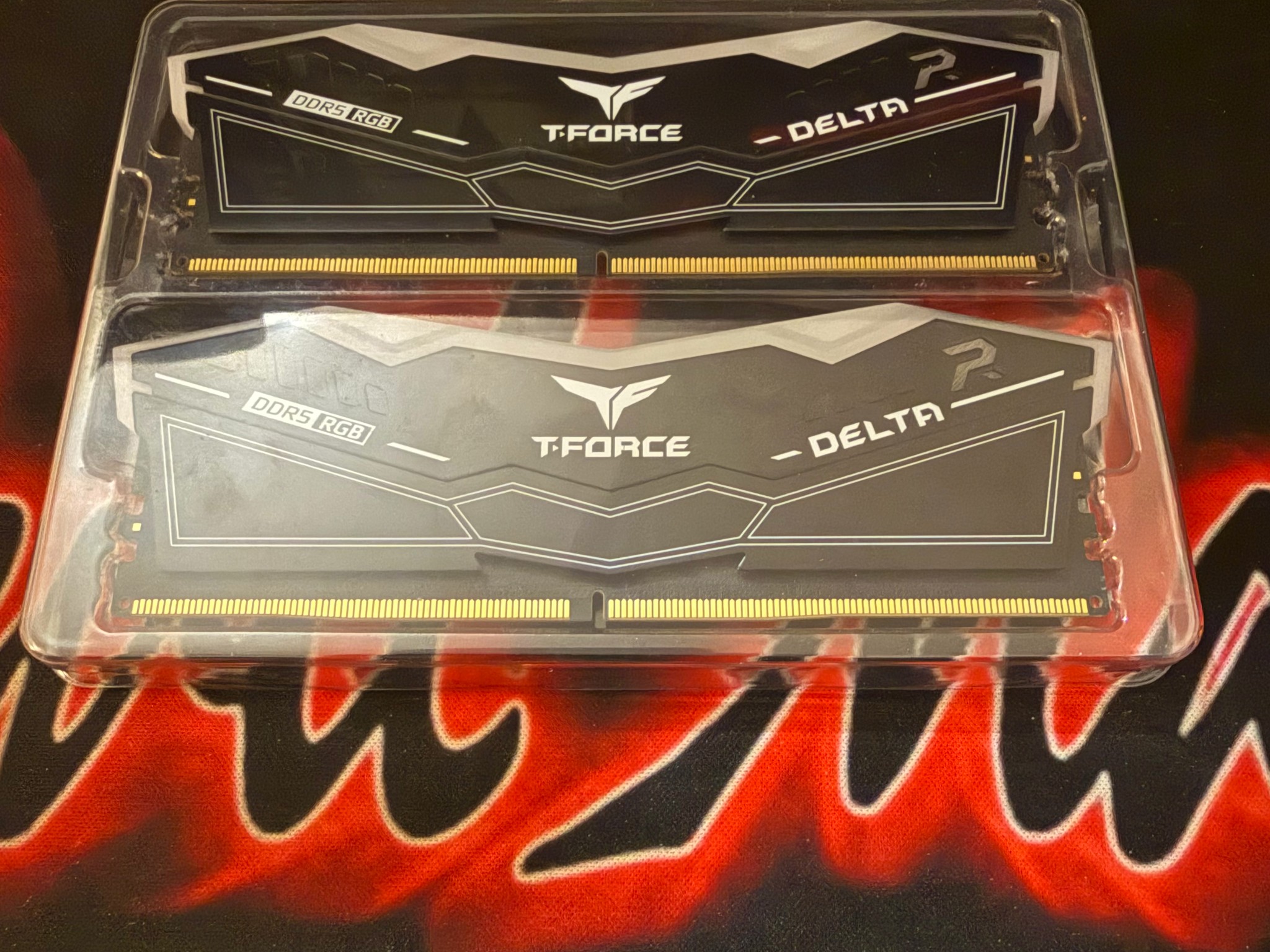 Teamgroup t-force delta RGB 32gb (2x16) 6400MHz PC5-51200 Desktop Memory FF3D532G6400HC32ADC01