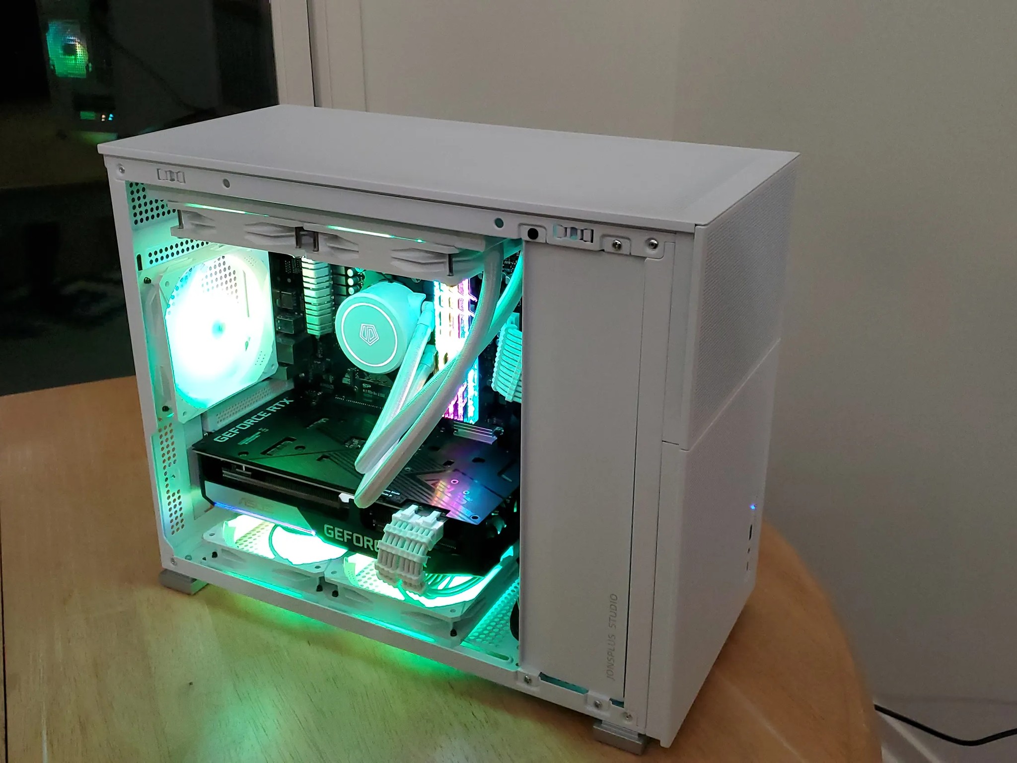   RTX 3070 Ryzen 7 SFF Gaming/Streaming PC