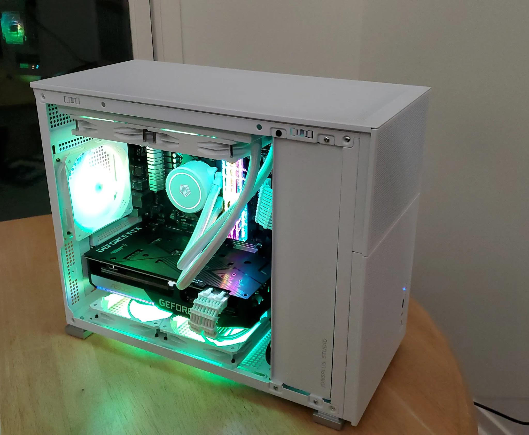   RTX 3070 Ryzen 7 SFF Gaming/Streaming PC