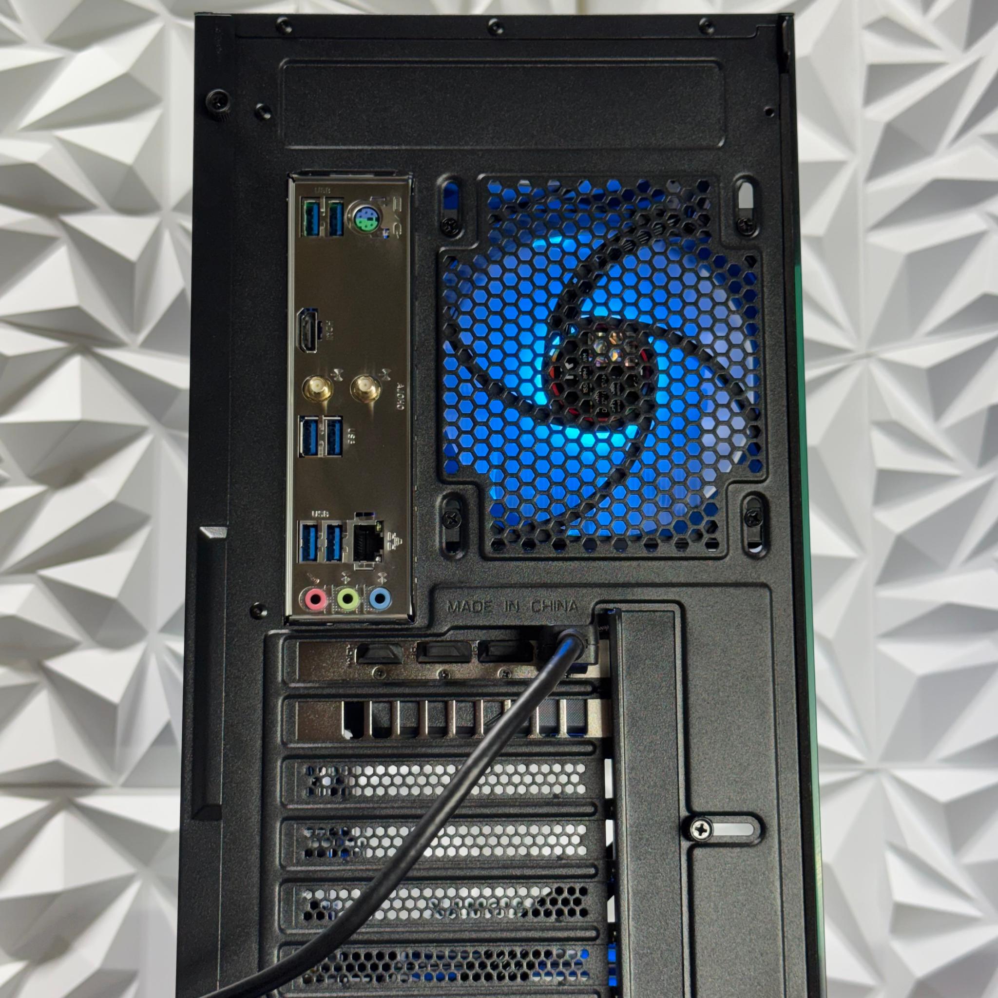 RTX 5060 / Ryzen 5 5500 / 16GB 3600MHz DDR4 / 1TB Nvme ssd / Windows 11 Pro