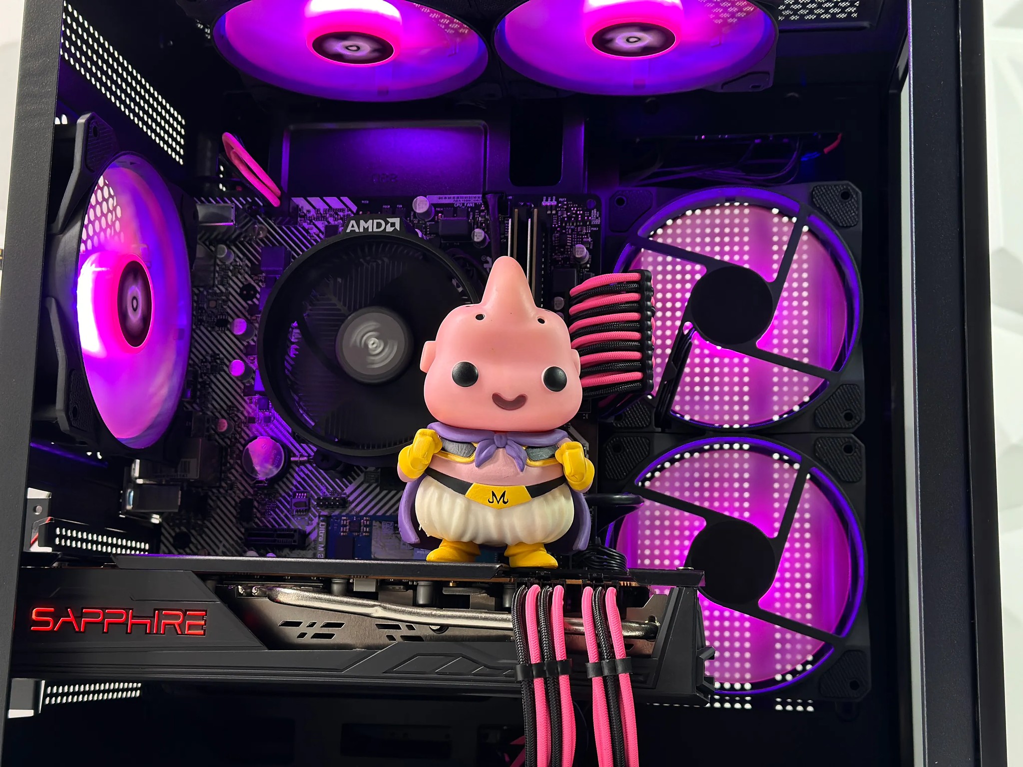🩷🧁Buu🍧AMD RX 5700 XT 8GB 🍧AMD Ryzen 5 3500X 6 core🍧16GB DDR4🍧750GB SSD