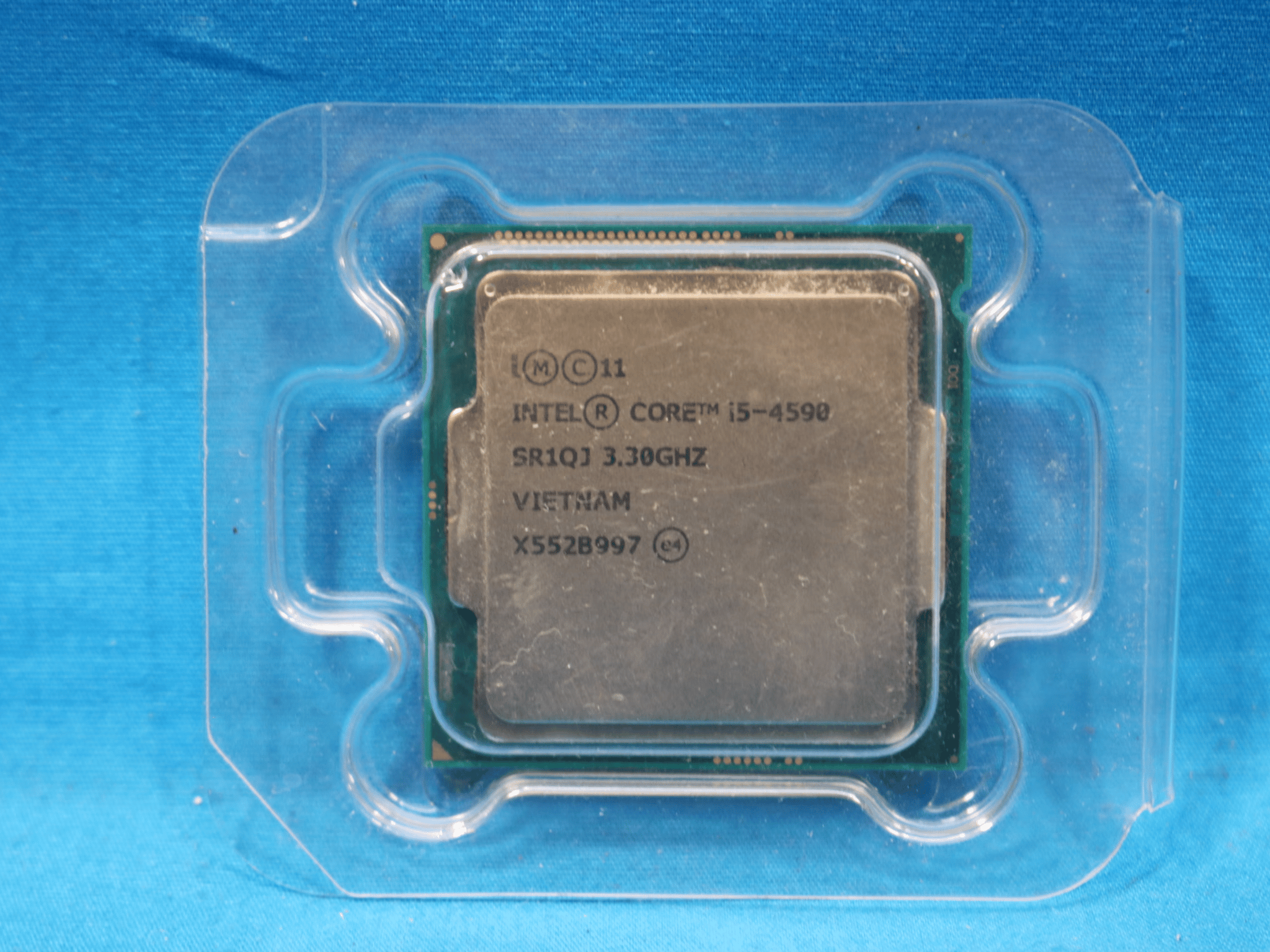 OEM Style Intel Core i5-4590 3.3Ghz Quad Core CPU with Clamshell