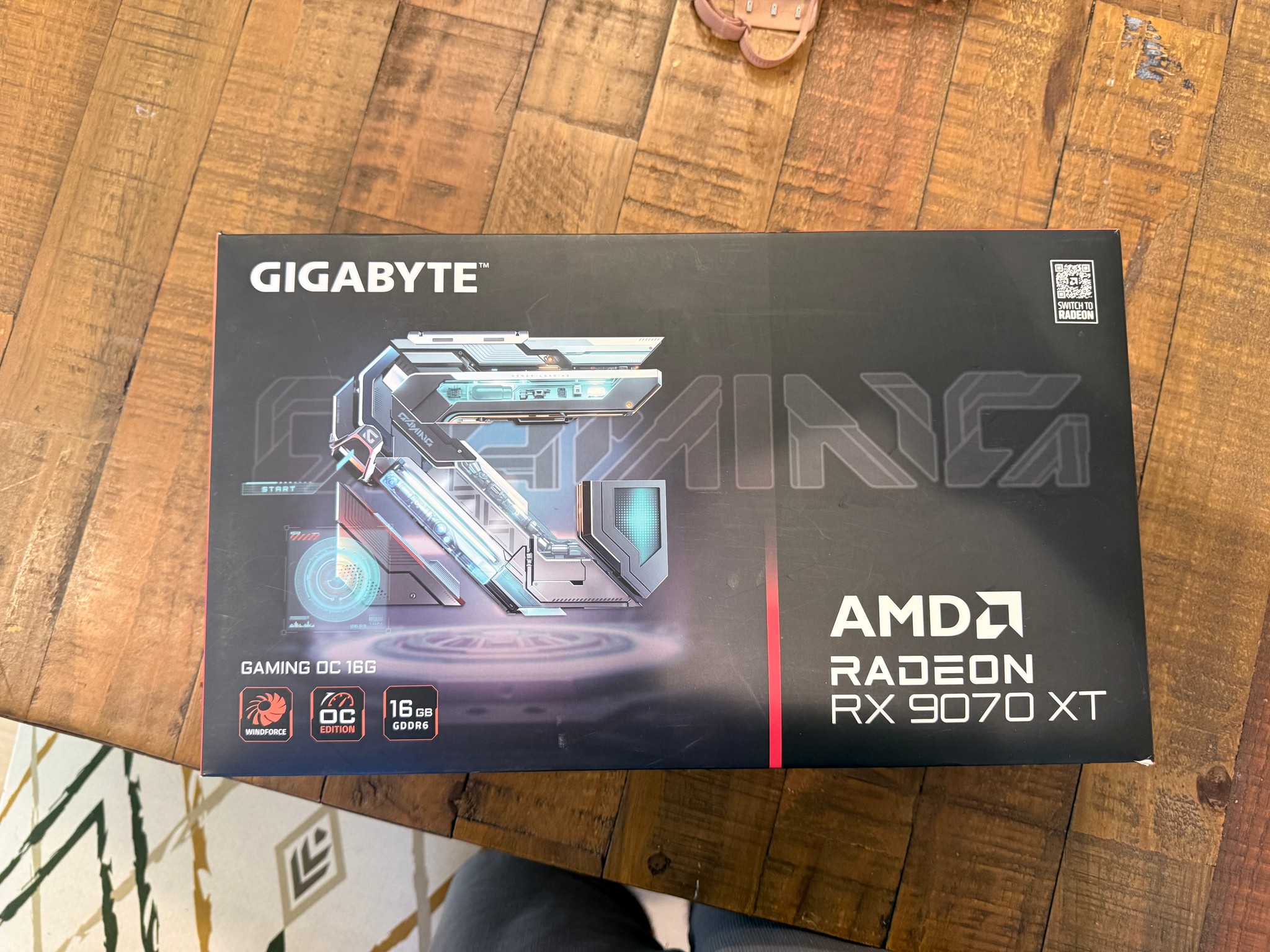 GIGABYTE RX 9070 XT GAMING OC 16G