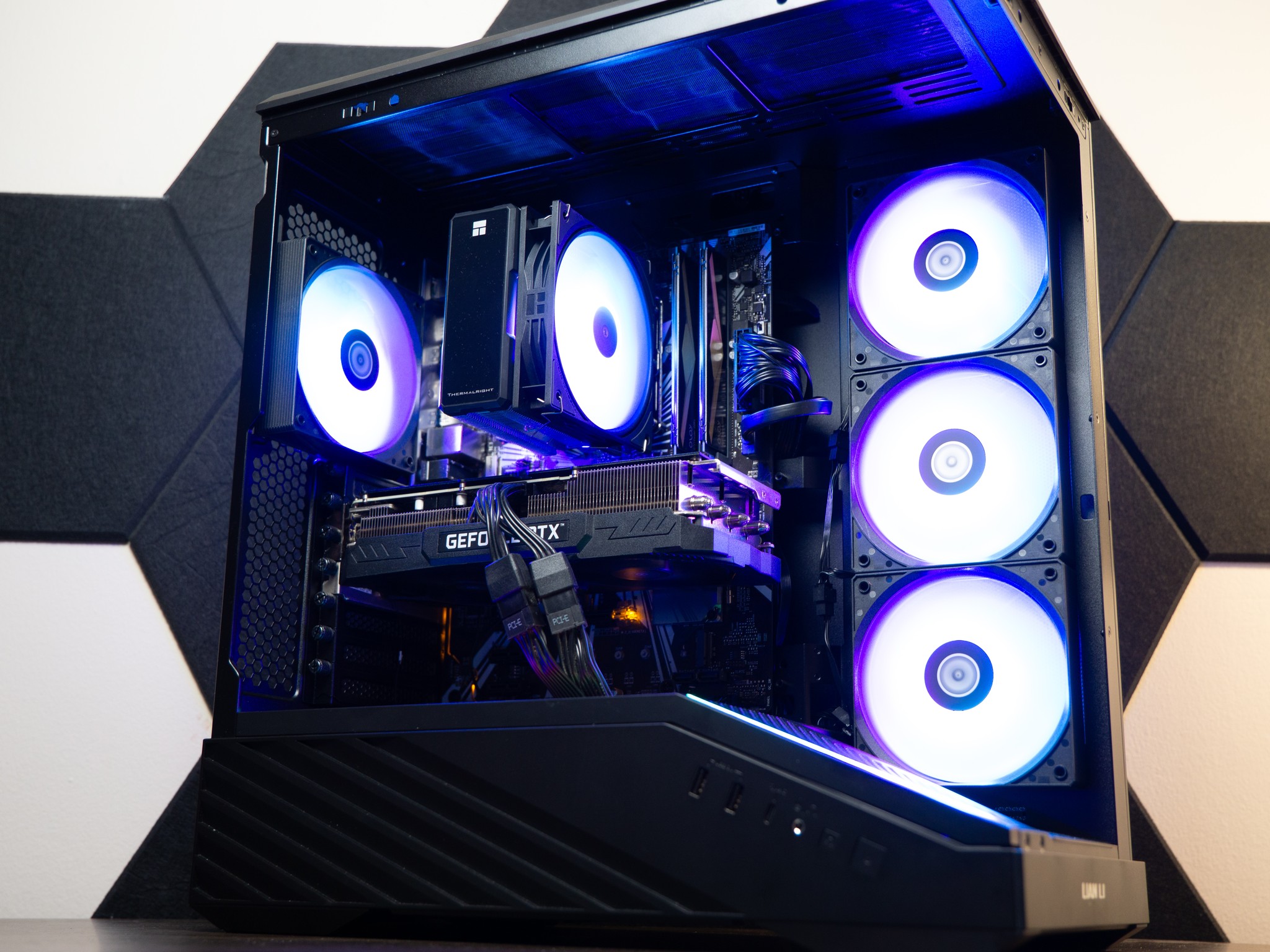 Gaming PC | RTX 3070 | Intel i7-9700k | 16GB Ram | 1TB NVME
