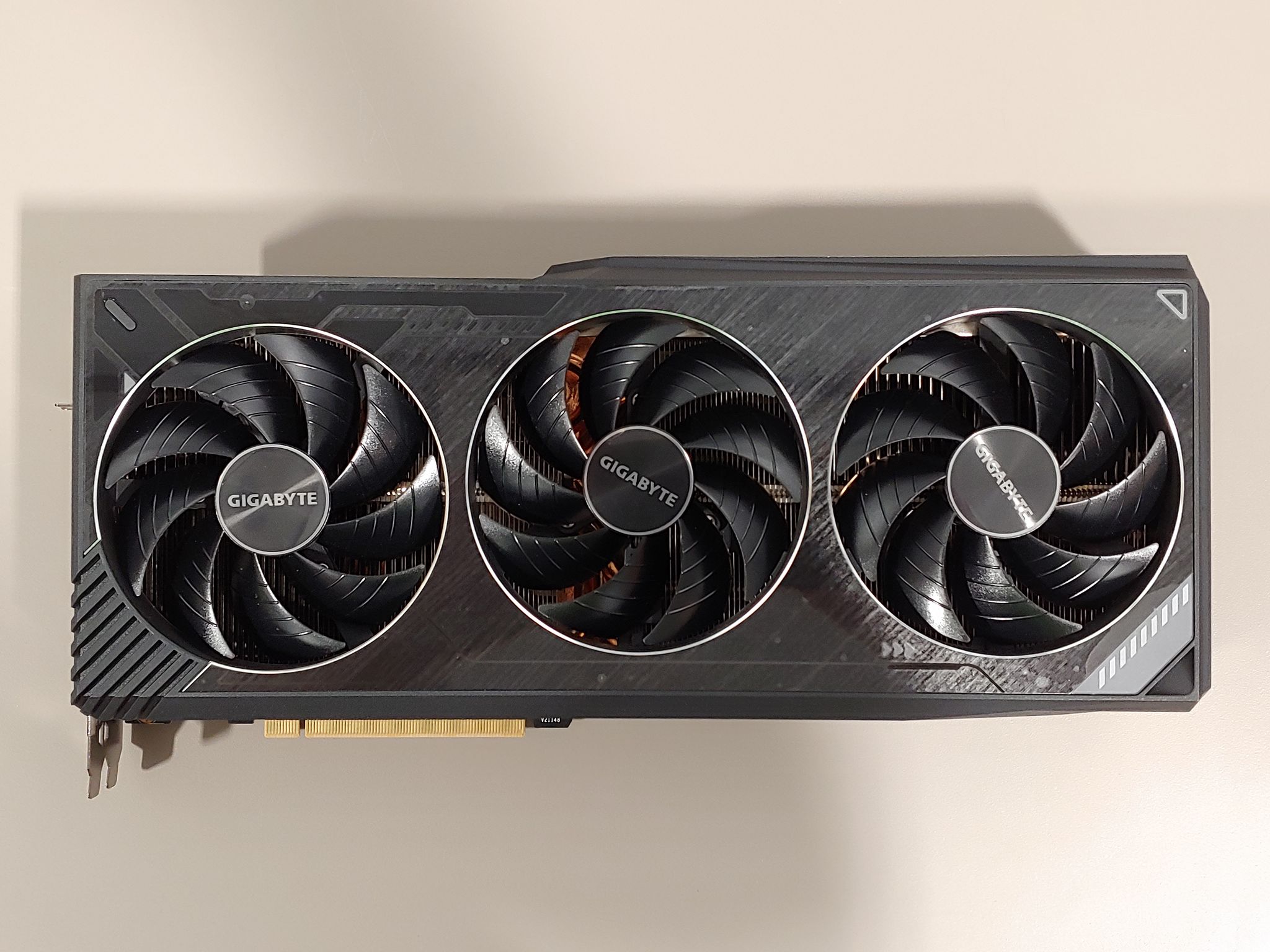 GIGABYTE GeForce RTX 3090 Ti Gaming OC 24GB GDDR6X – Like New – Box & Accessories
