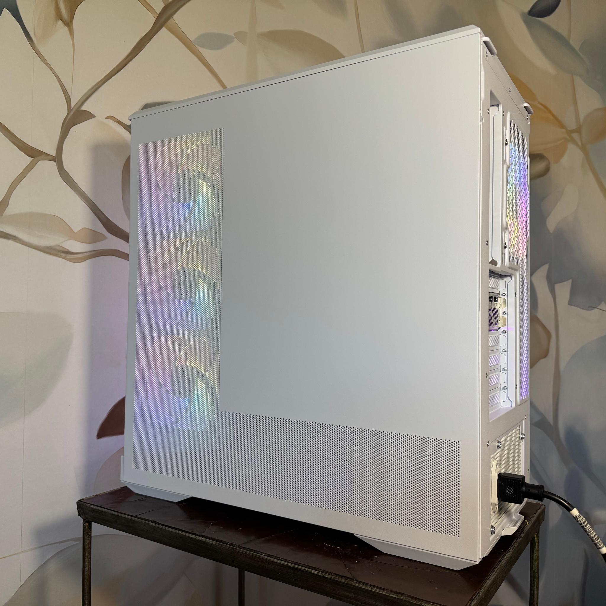 Elite All-White Gaming PC | Ryzen 7 7700X | ASRock RX 9070 XT 16GB | 32GB DDR5-6000 | 2TB SSD