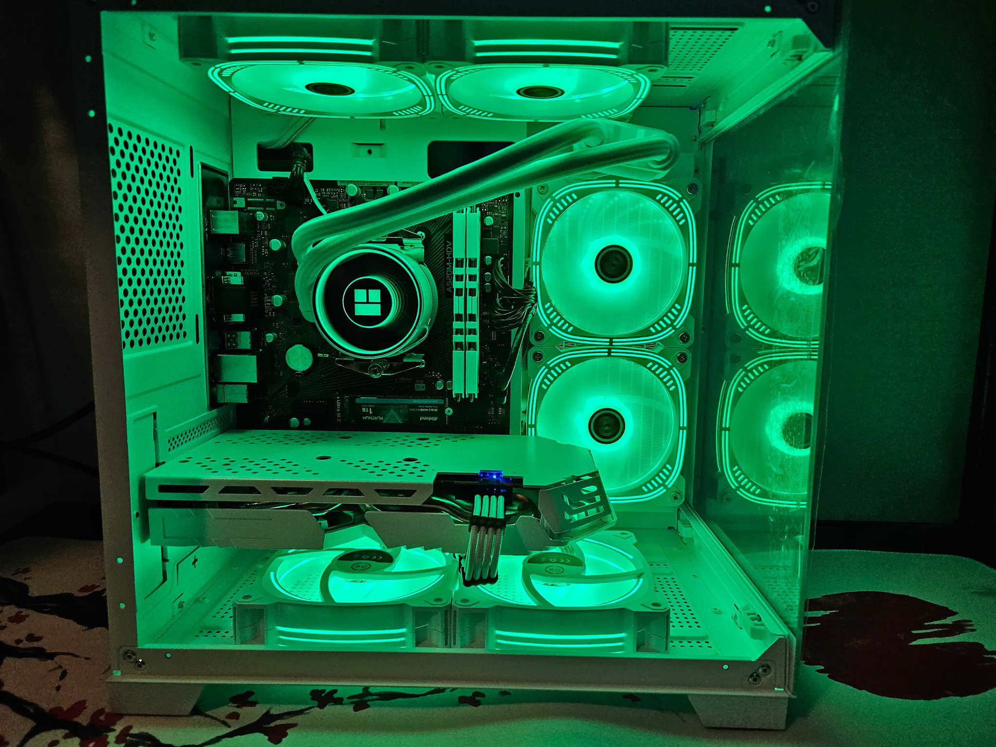 Artic Beast liquid cooled rig Ryzen 5 / 32GB RAM / 1TB SSD / RX6600