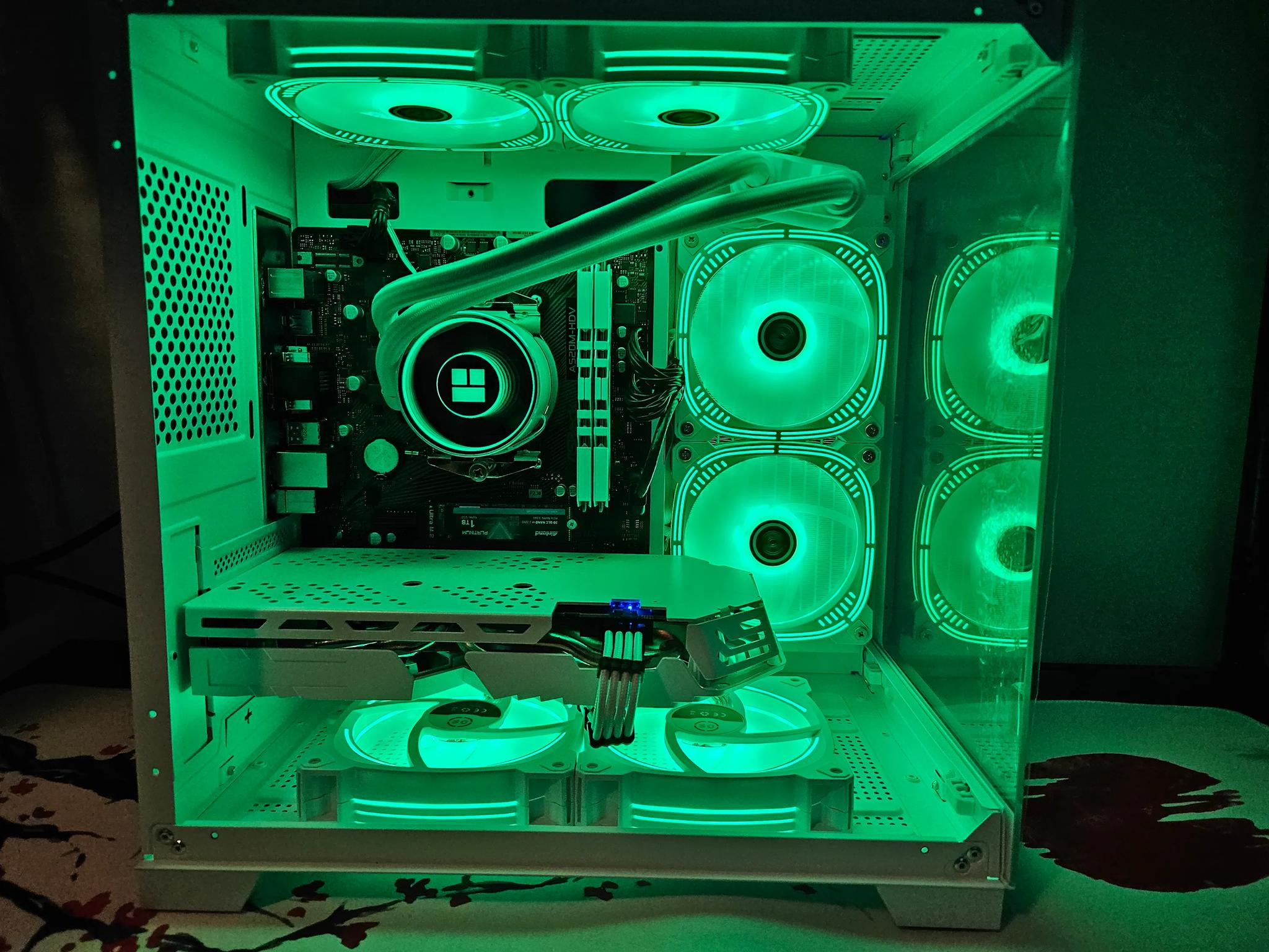 Artic Beast liquid cooled rig Ryzen 5 / 32GB RAM / 1TB SSD / RX6600