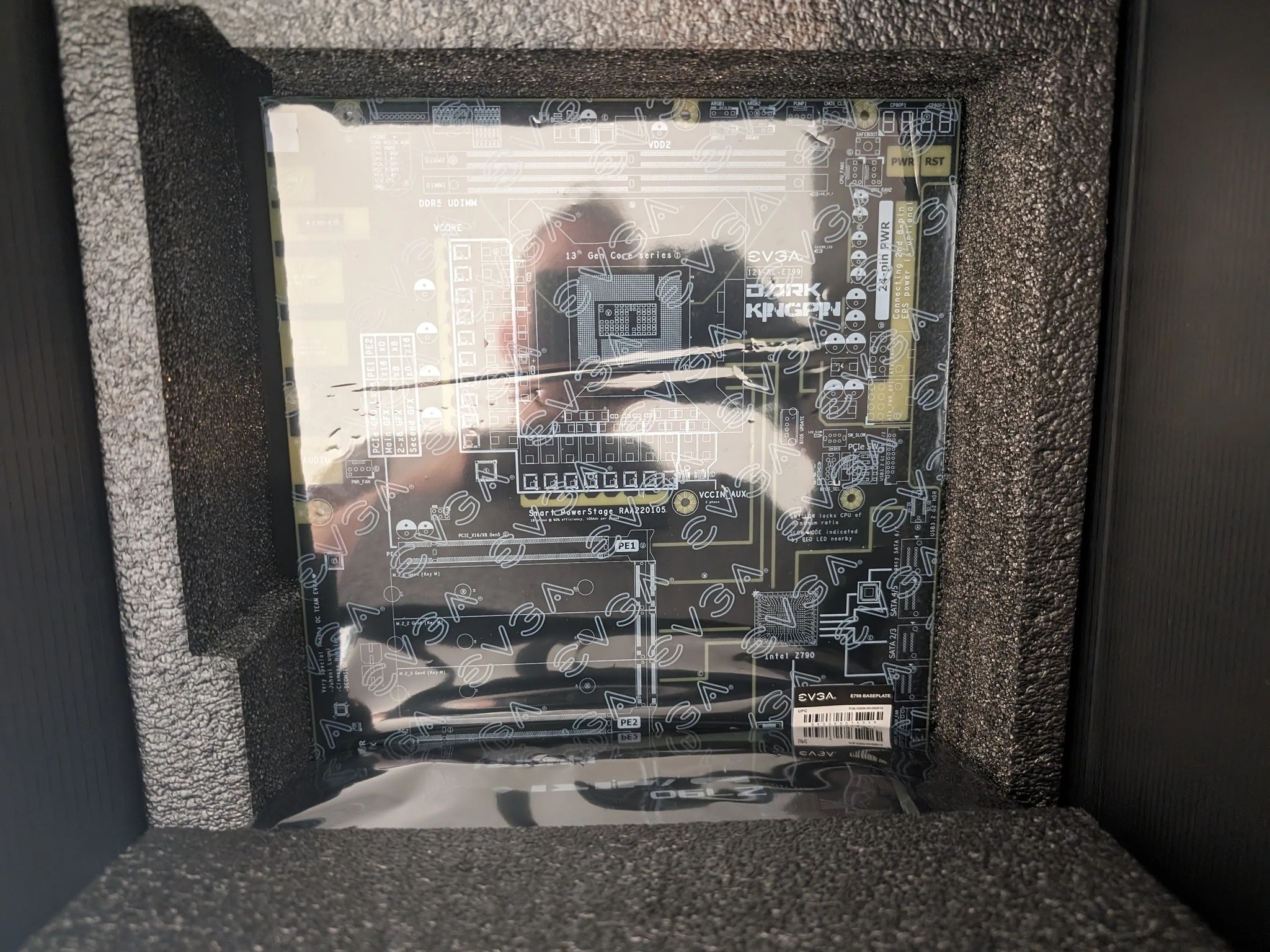 EVGA Z790 DARK K|NGP|N Motherboard - Used/Like New