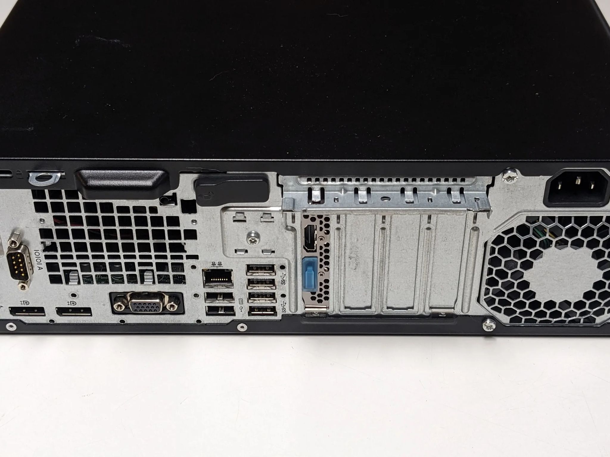 HP EliteDesk 800 G3 - RX 6400 & Intel i5-7500