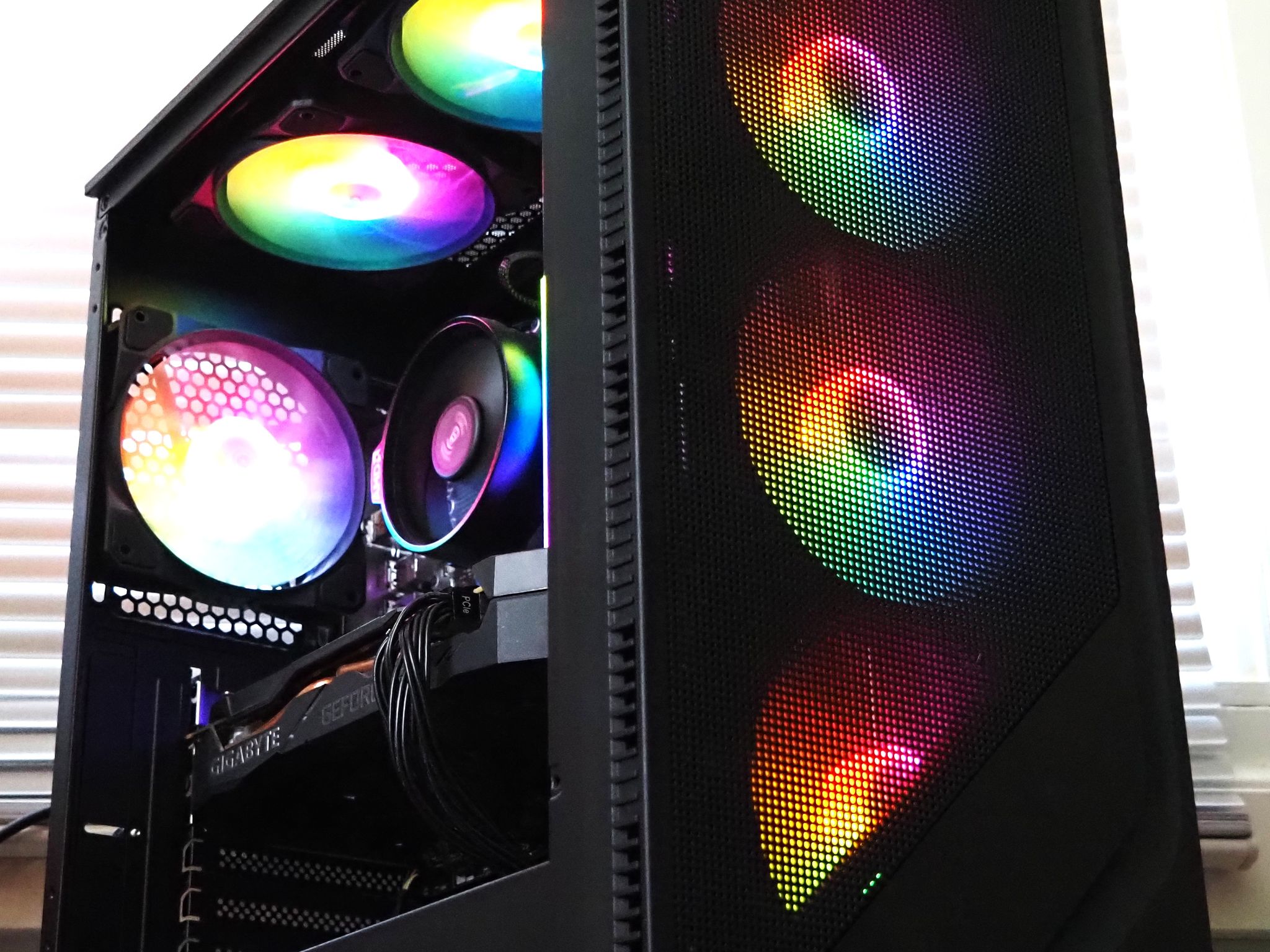🎮 High Performance Gaming PC – Ready to Plug In and Play!