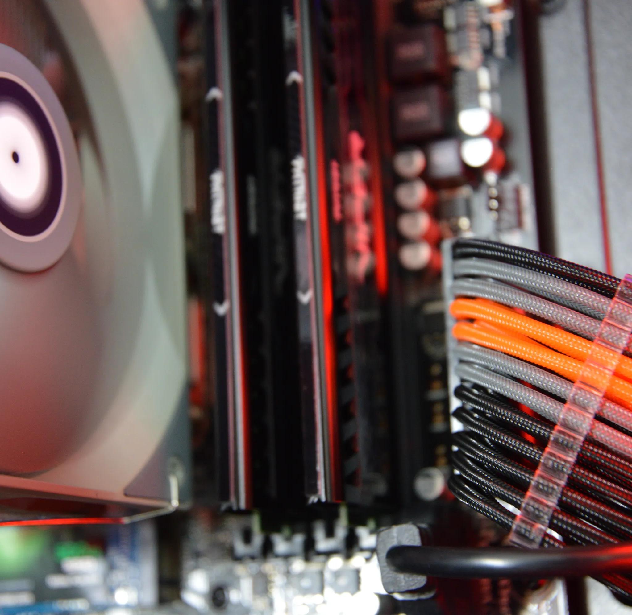 🔥⚫️| RX Vega 64 8GB | INTEL i7-4790k | 16GB DDR3 RAM | 512GB NVME SSD | Ring of Flame |