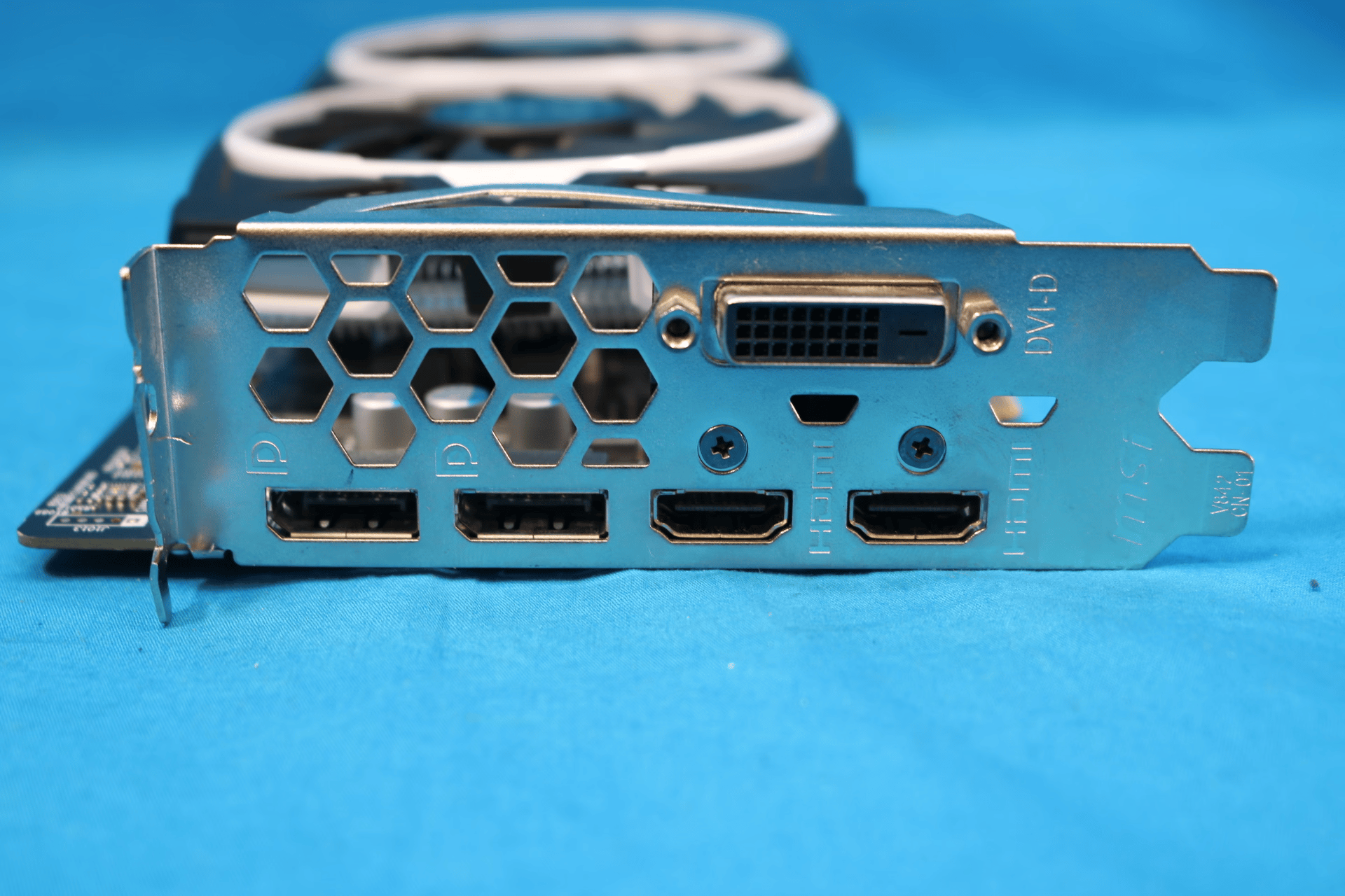 MSI AMD Radeon RX 580 ARMOR 8G OC GDDR5 PCIe 3.0 x16 Desktop GPU