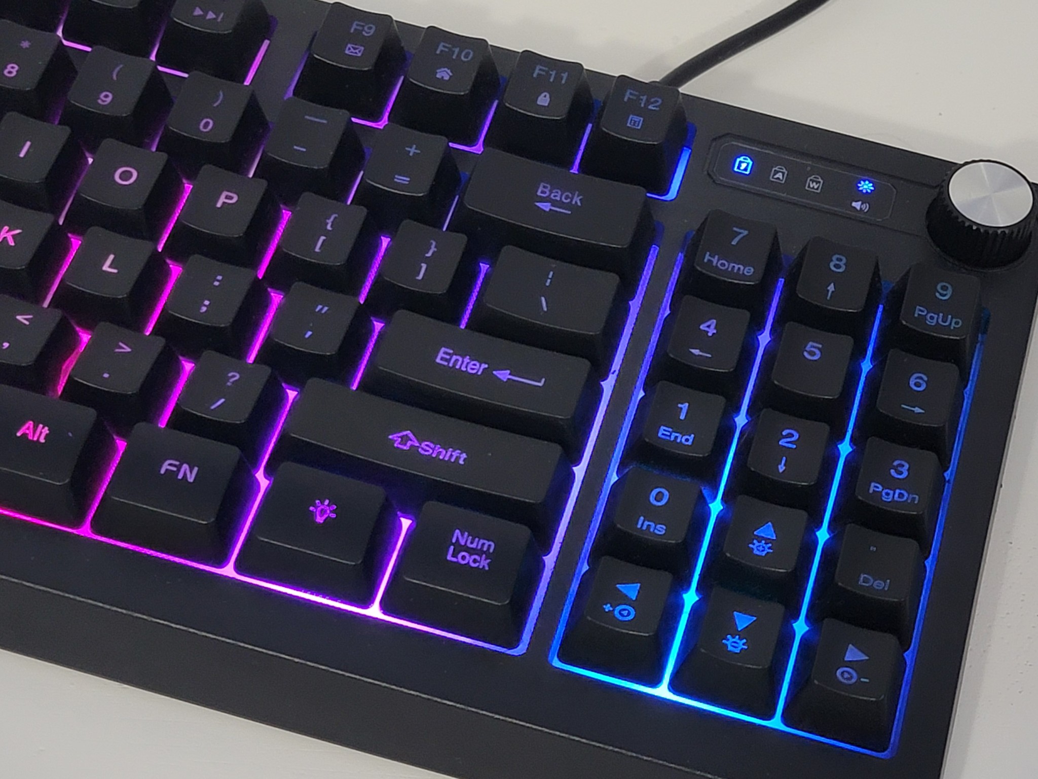 BENGOO GK-1 RGB Gaming Keyboard | Full Size | Volume Knob | Tested & Working