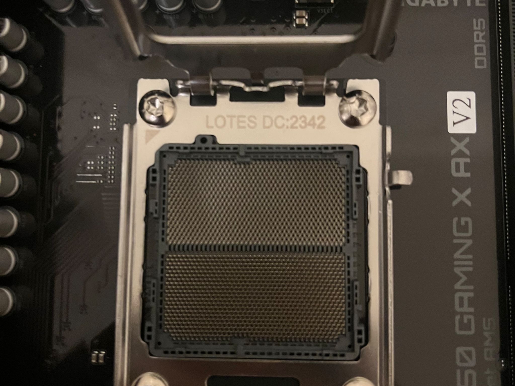 GIGABYTE B650 Gaming X AX V2(DDR5, AM5)