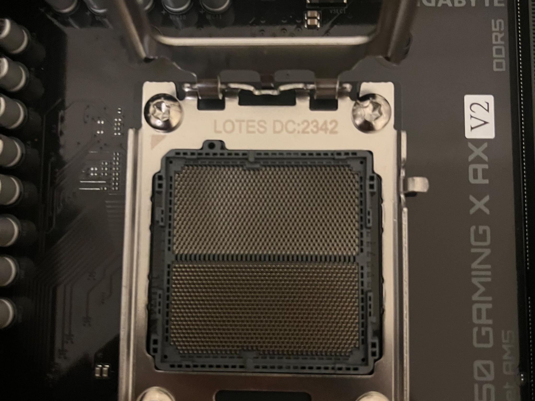 GIGABYTE B650 Gaming X AX V2(DDR5, AM5)