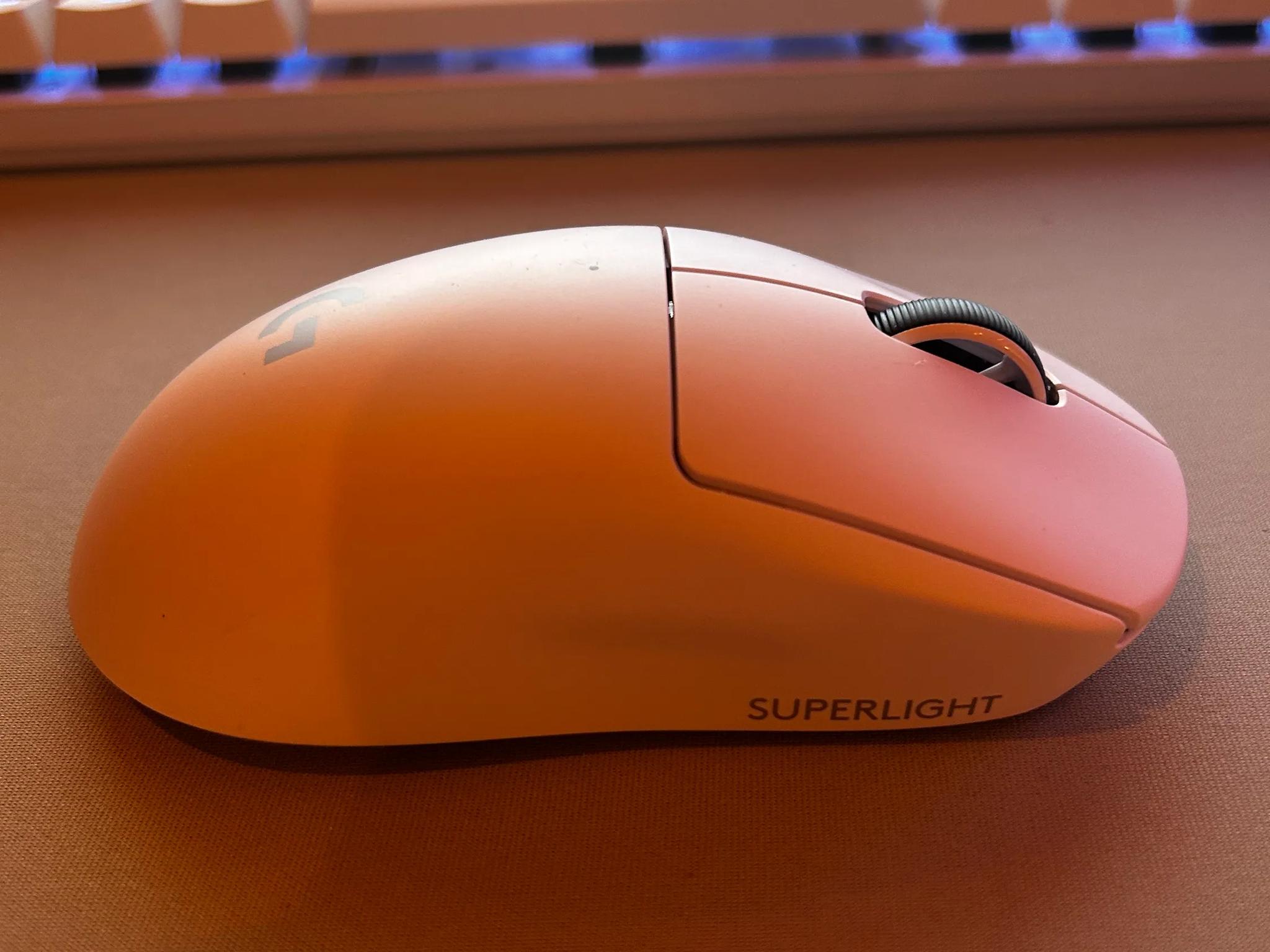 Logitech G PRO X Superlight Wireless Gaming Mouse, Ultra-Lightweight, Less than 1 hour of use