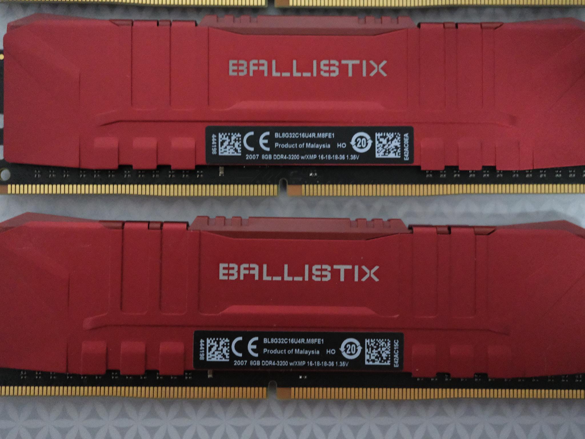 32 GB DDR4 Crucial Ballistix 3200MHz