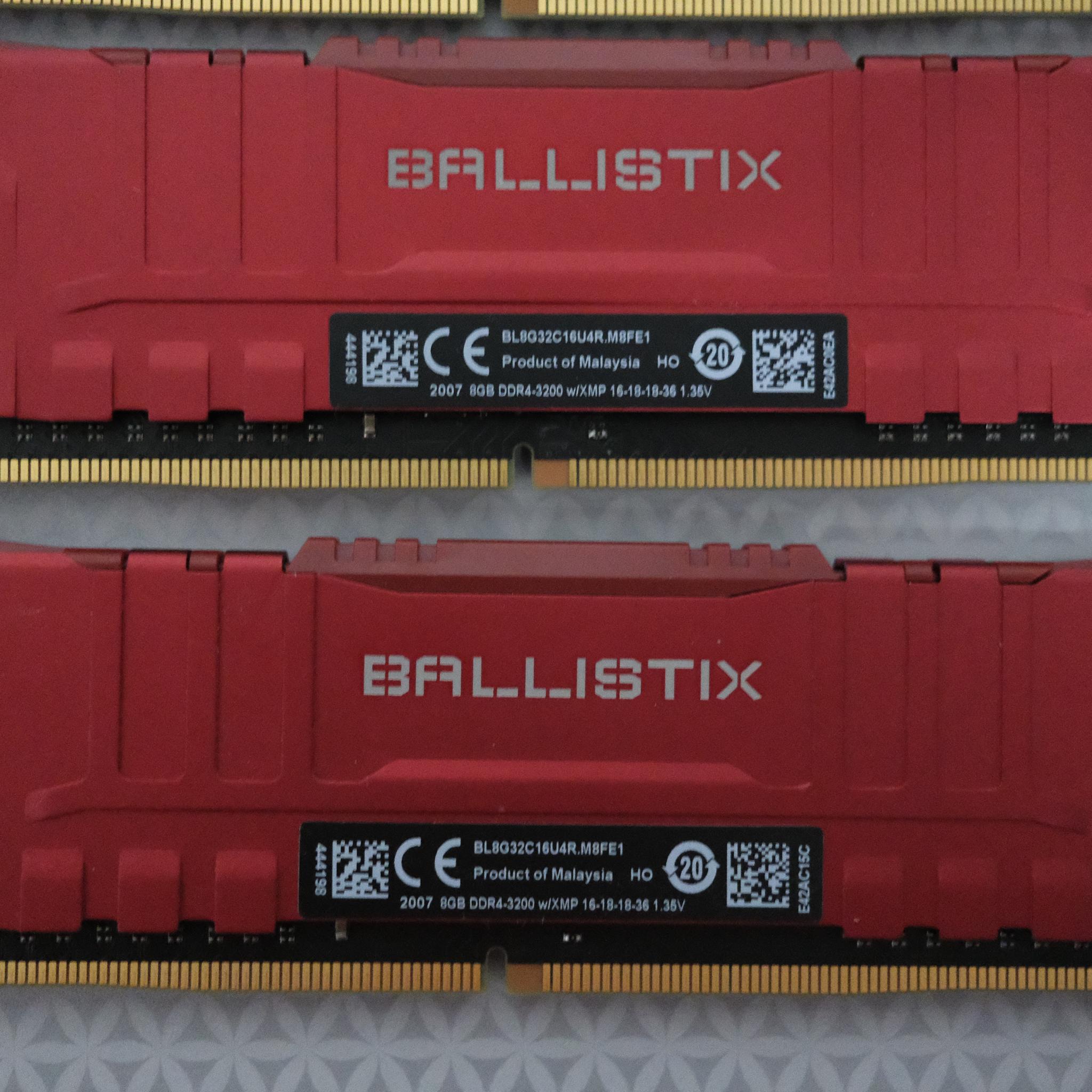 32 GB DDR4 Crucial Ballistix 3200MHz