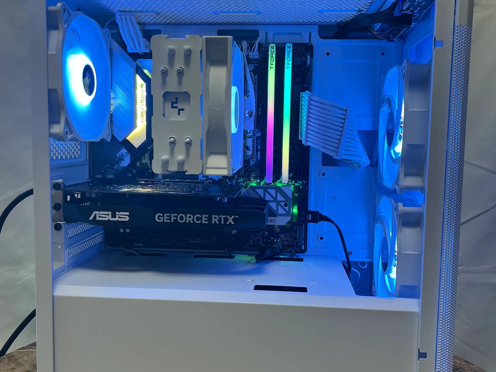 🔵Baby Blue🔵 | RTX 3050 Mid-Range White/Theme PC | Ryzen 5 3400G | 16GB RAM | 1TB SSD | Windows 11