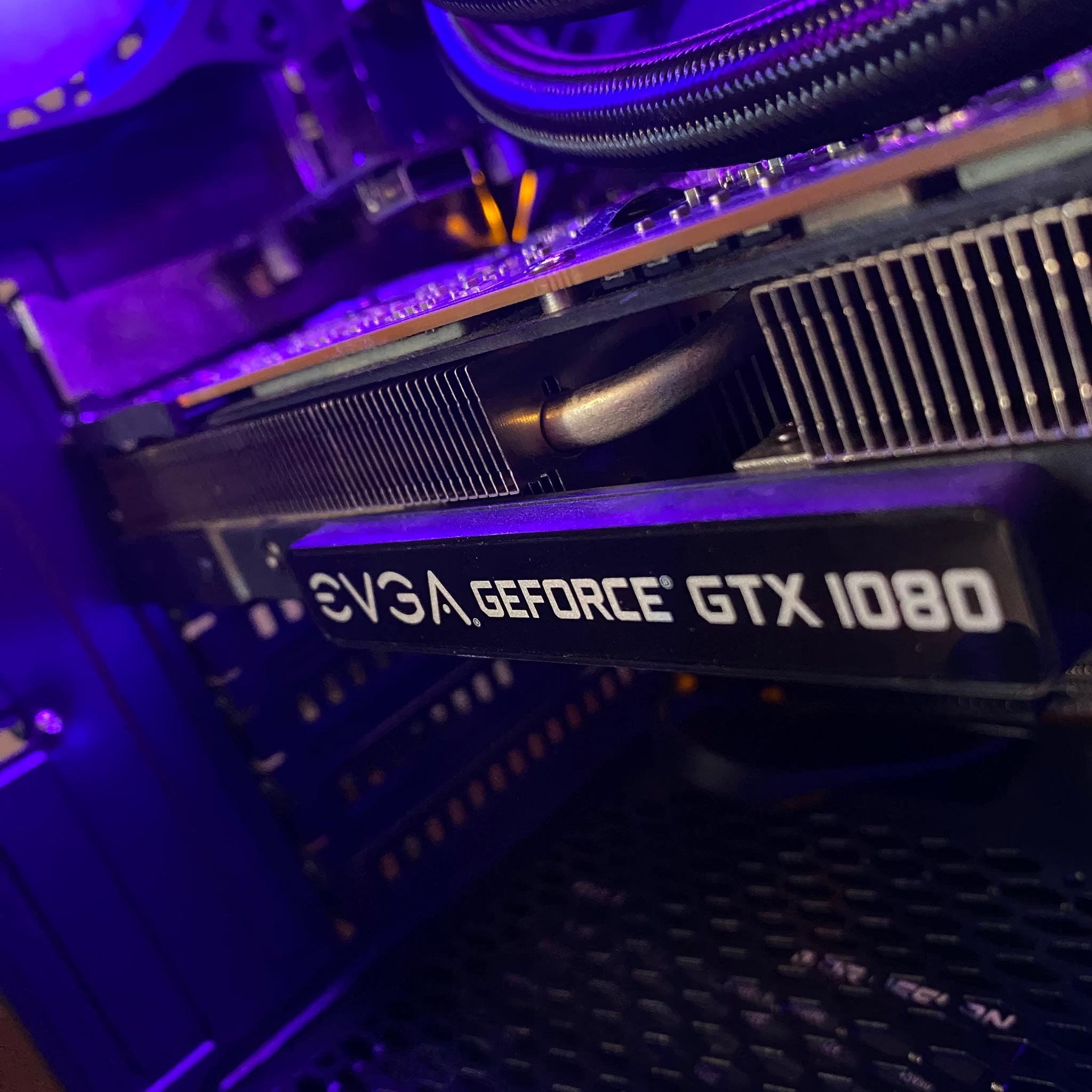 Water Cooled | i7 8700 | GTX 1080 | 32 gb ram