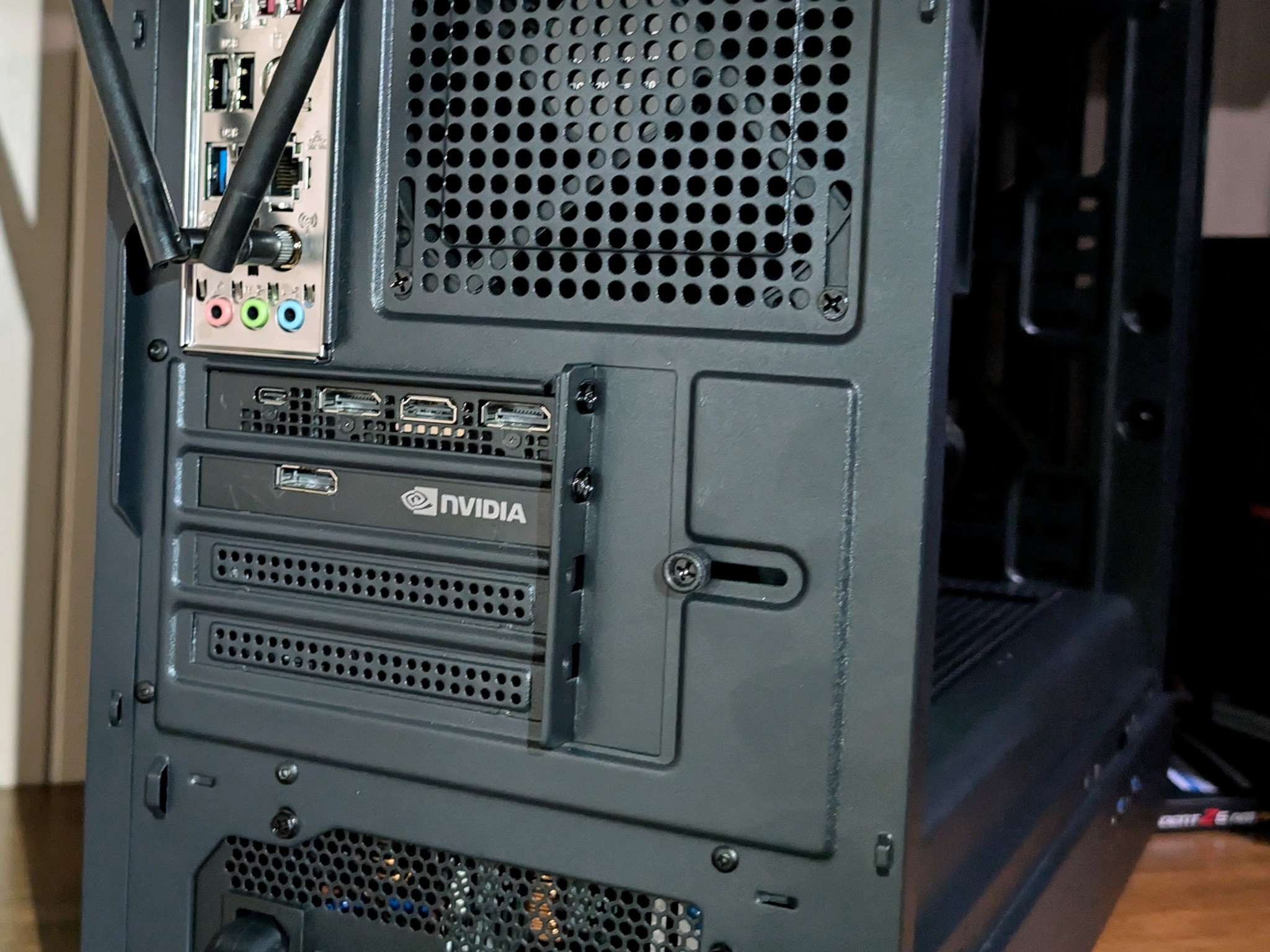 Gaming/Workstation! | AMD Ryzen 9 3900X | 32GB DDR4 | RTX 2080 FE 8GB | 1.5TB SSDs | Win11Pro