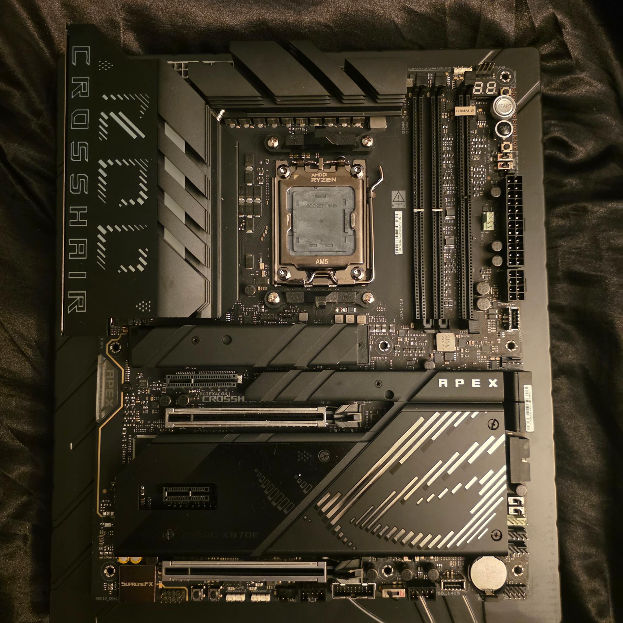 Rog crosshair x870e apex