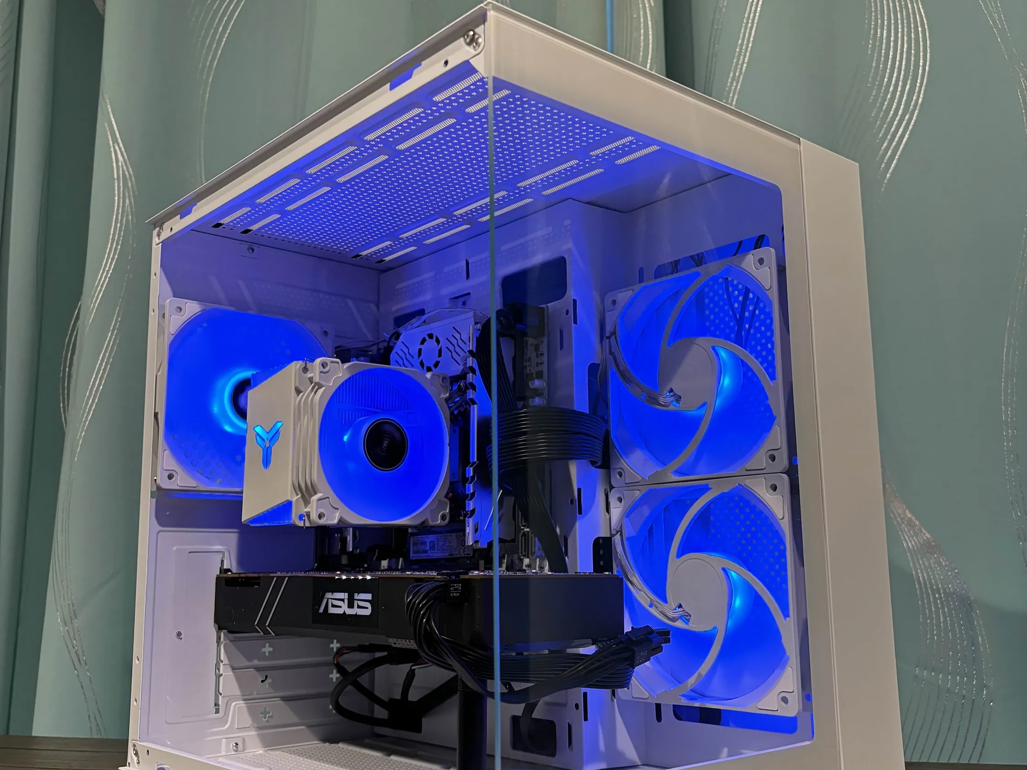 🤍1080 8gb | Intel i7-6900k | 16gb DDR4 | 256Gb NVMe🤍